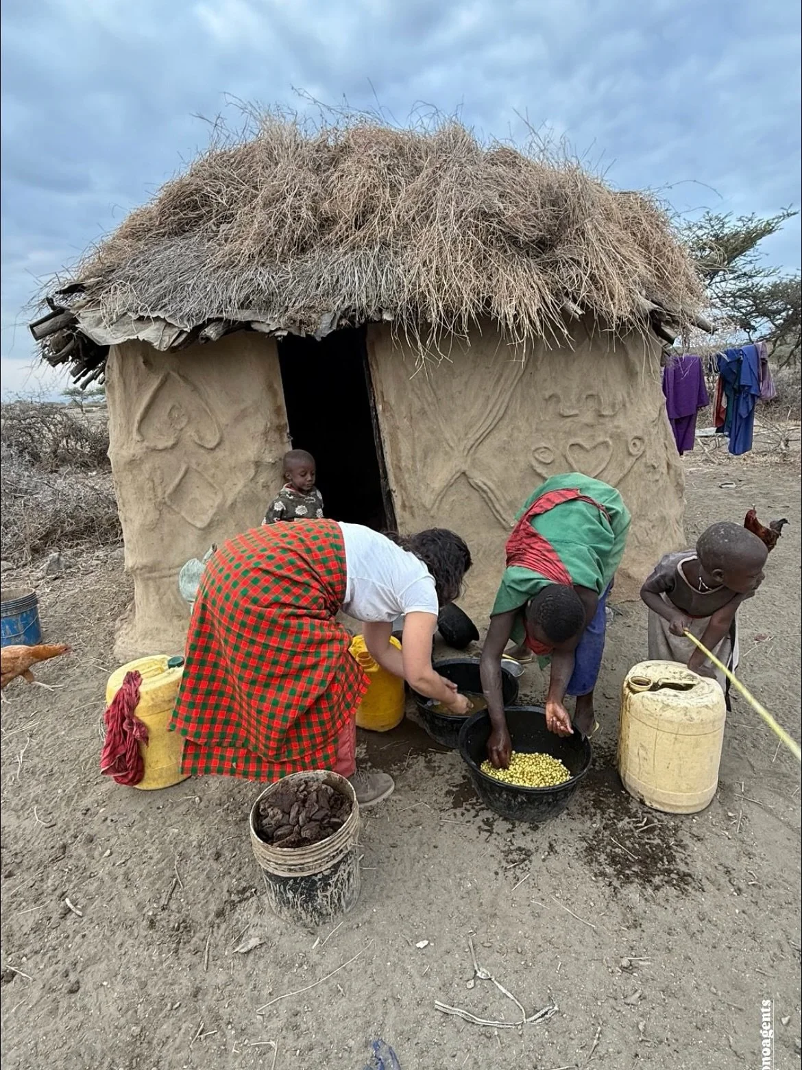 ✨ A Special Moment in Our Community 

This week, one of our incredible volunteers had the opportunity to stay in one of Umoja&rsquo;s partner communities outside of Arusha, where we&rsquo;ve built our center in collaboration with the Maasai people.

