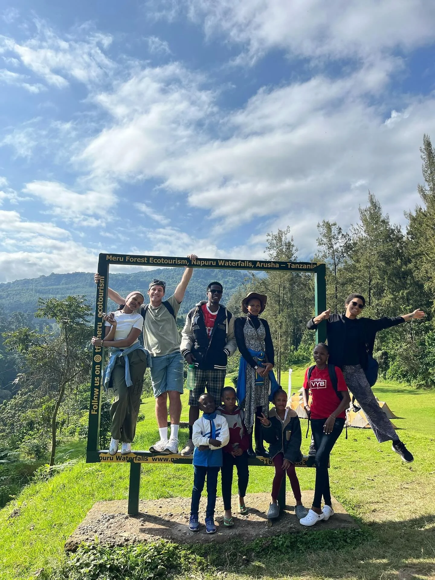 Adventure with the new group of volunteers to 
📍NAPURU Waterfalls 💥