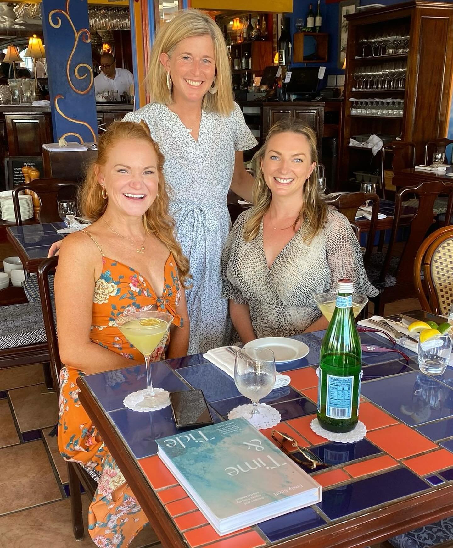 WINNERS congratulations to you 💛🌴 @calypsogrillcayman @z99grandcayman #meetchefemily @emilyscottfood 

SO lovely to meet you today 🍽️ 📖 Emily X

#calypsogrillcayman #grandcayman #caymanislands #caymankind #islandlife