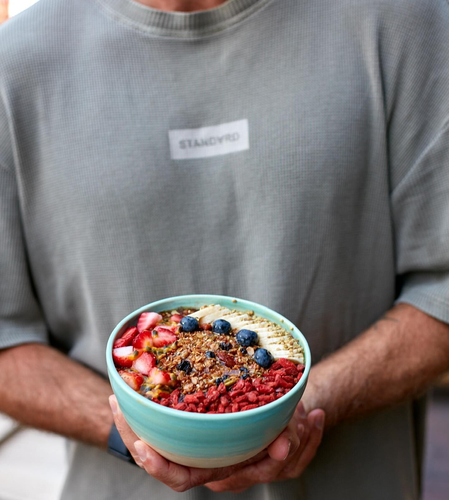 Do you know that not all a&ccedil;a&iacute; bowls are made the same way?🫐

We pride ourselves in creating fresh, hand crafted a&ccedil;a&iacute; bowls that are made on order per order 

This means that the a&ccedil;a&iacute; bowls we create is fresh