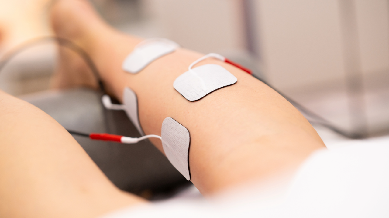 Leg Pain, Calf Tightness, or Swelling: When to Seek Medical Attention