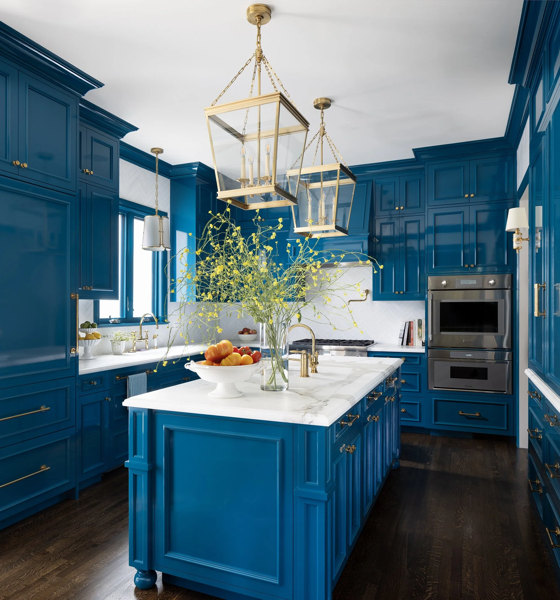 Kendall-Wilkinson-Design-Color-Story-Kitchen-Island