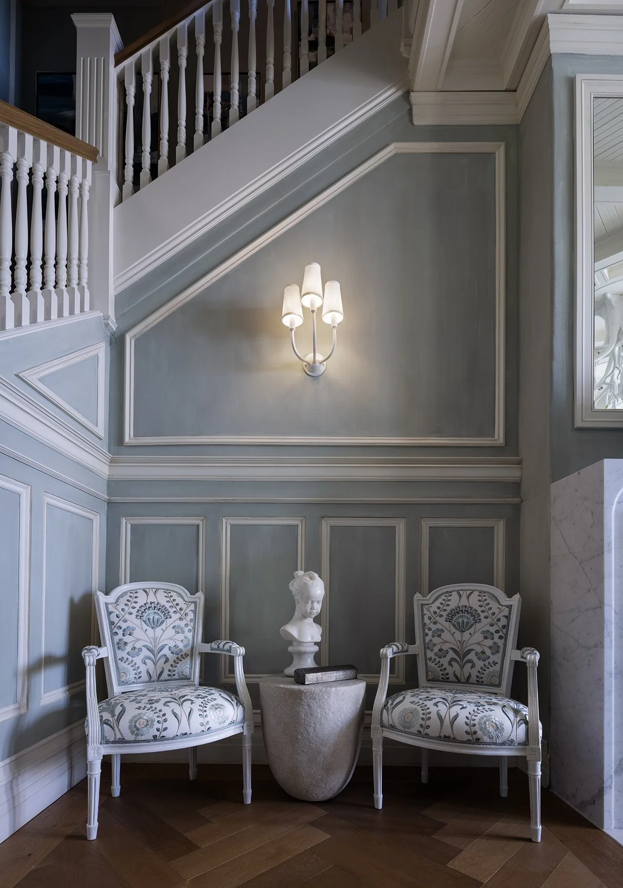 Kendall-Wilkinson-San-Francisco-Decorator-Showcase-2026- Staircase-Corner.jpg