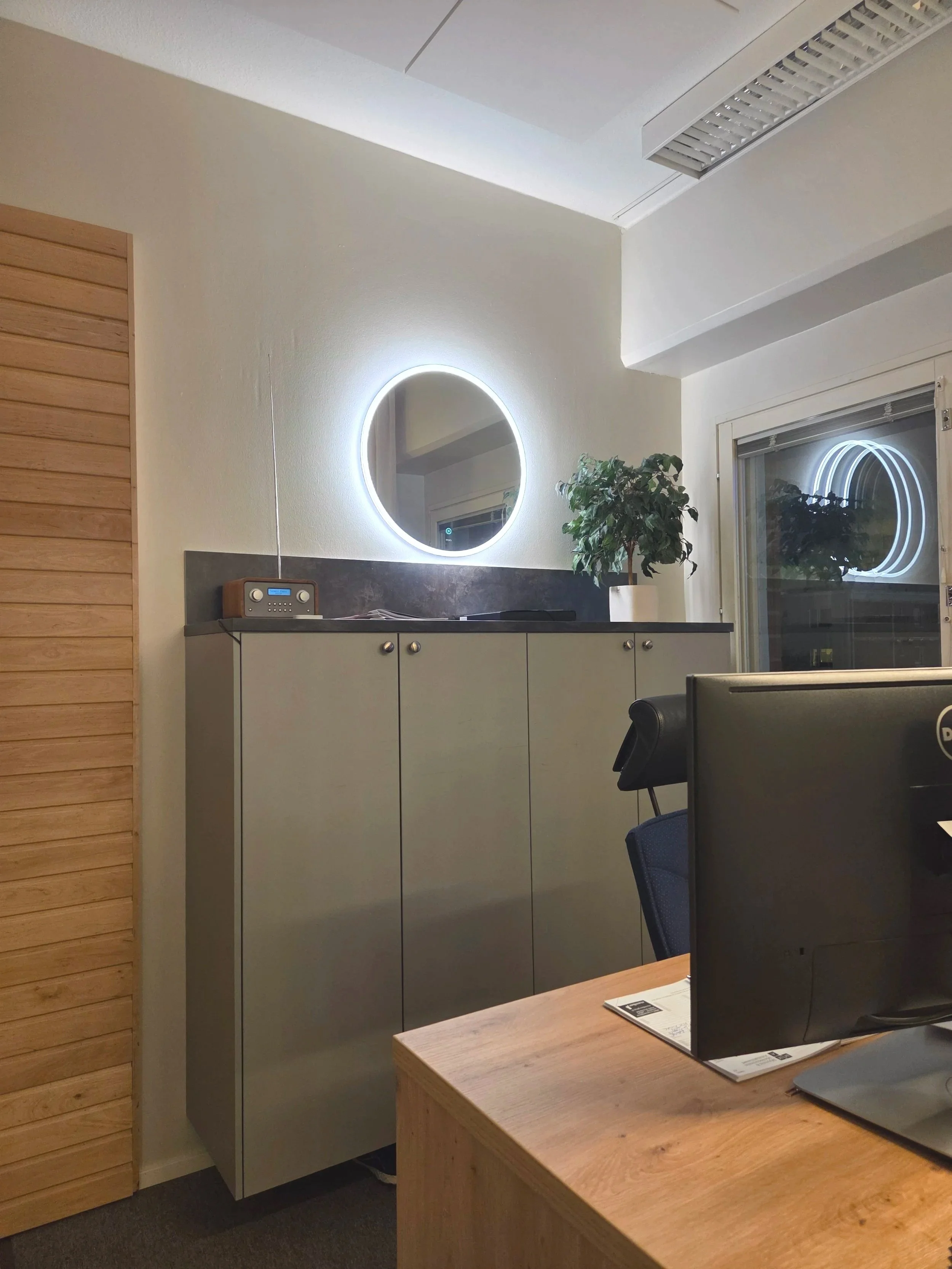 Nastarakennuksen showroomin tila- ja sisustussuunnittelu