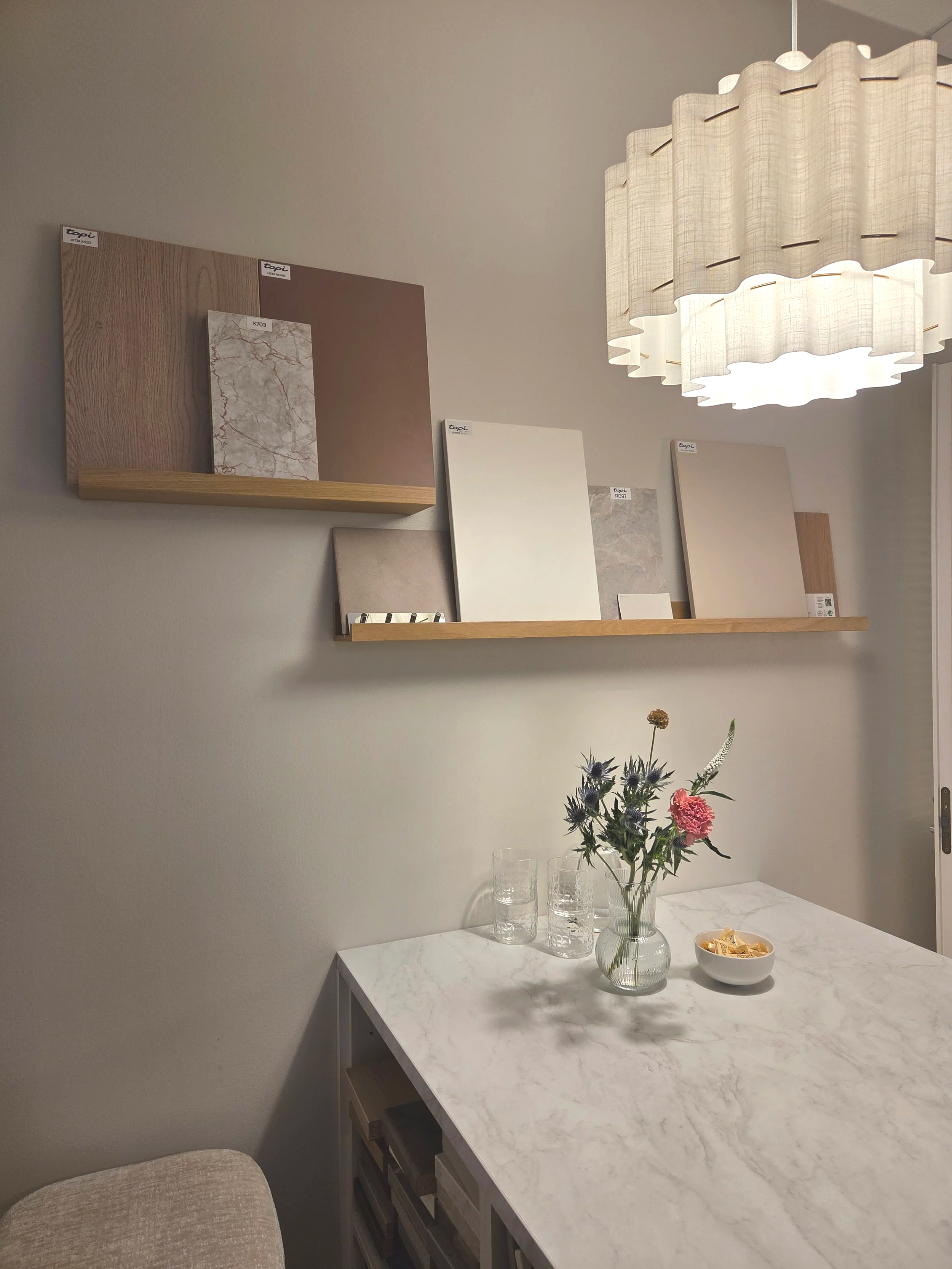 Nastarakennuksen showroomin tila- ja sisustussuunnittelu