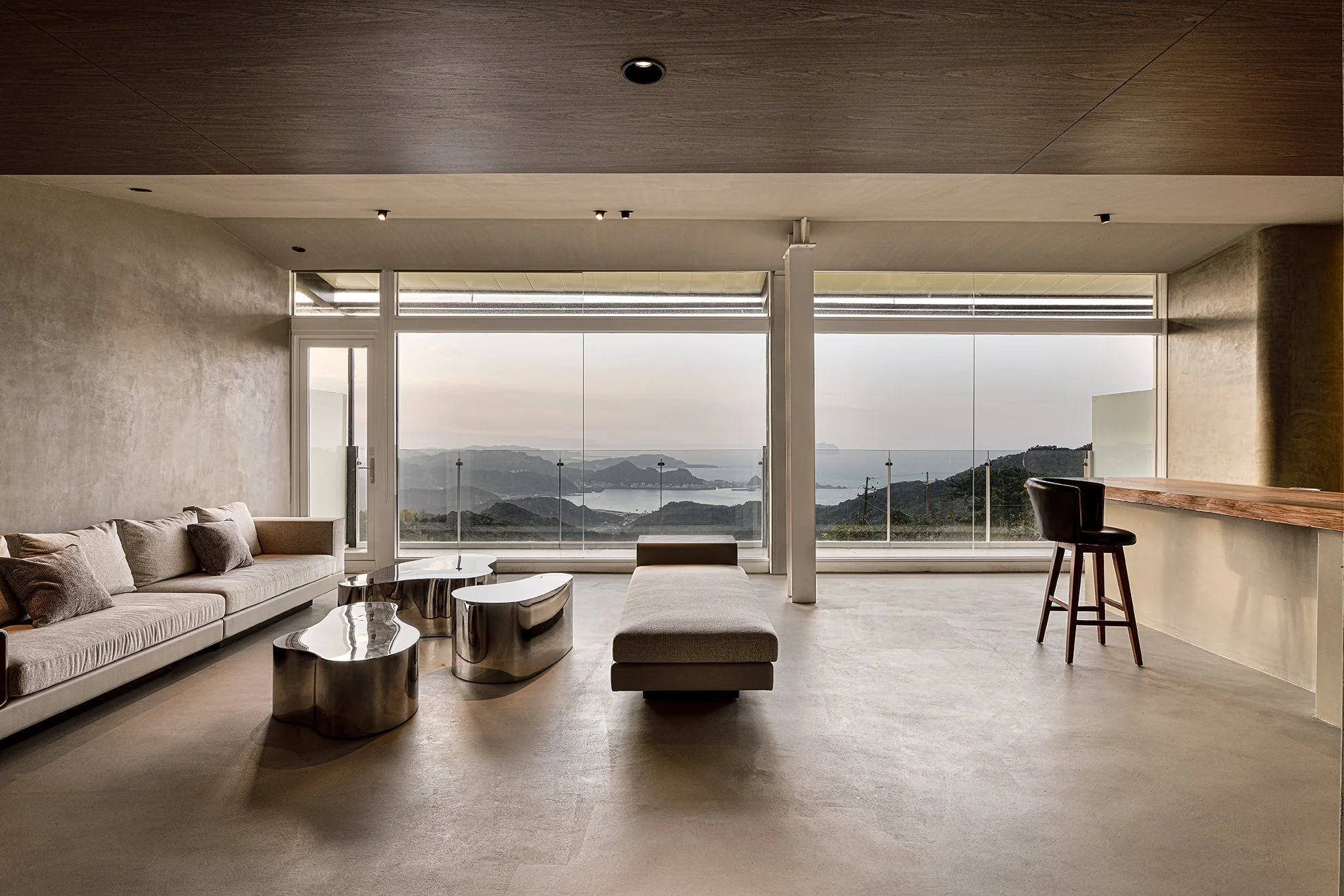 Lobby-2.jpg