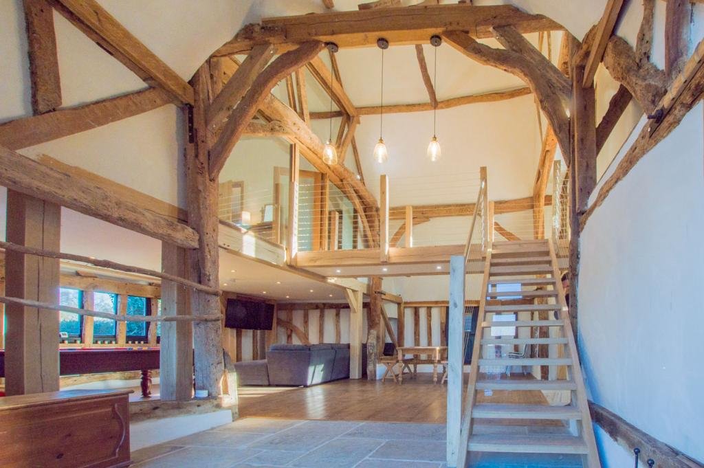oak-framed-bnb.jpeg