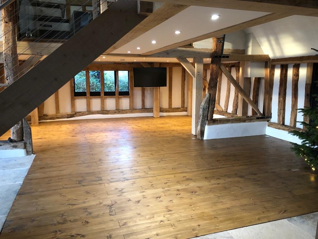oak-framed-barn-conversion.jpeg