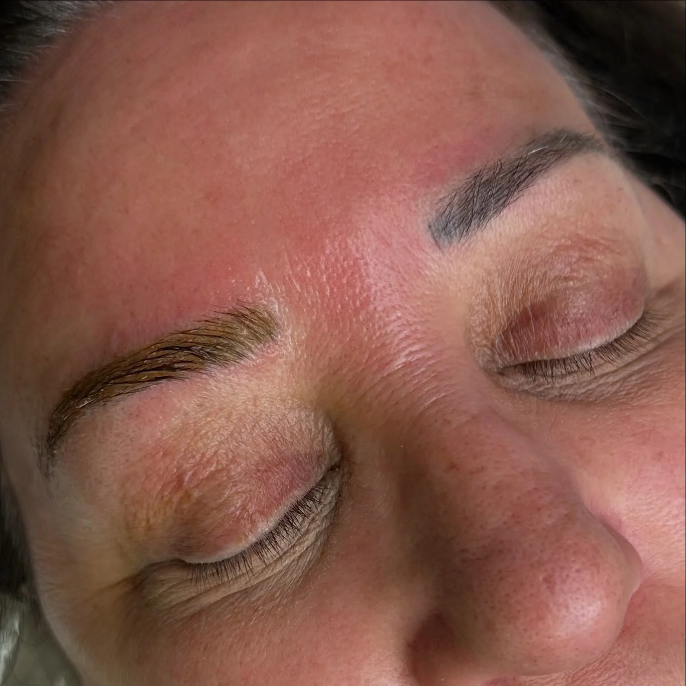 ✨COLOR CORRECTION MAGIC✨
If your brows have faded to an unwanted gray-blue from an old microblading session &mdash; you&rsquo;re not alone and YES, they can be corrected! 

Over time, pigment can shift due to skin type, pigment quality, sun exposure,