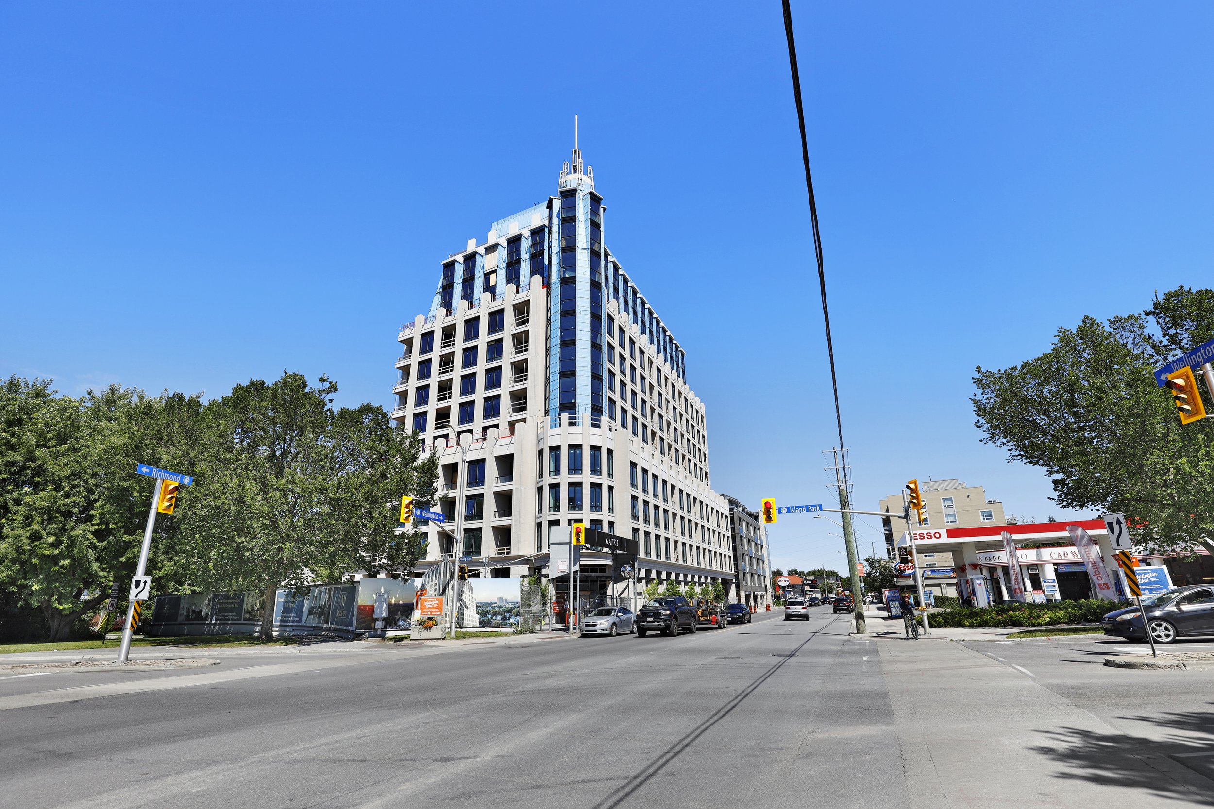 1451-Wellington-St-west-016 1.jpg