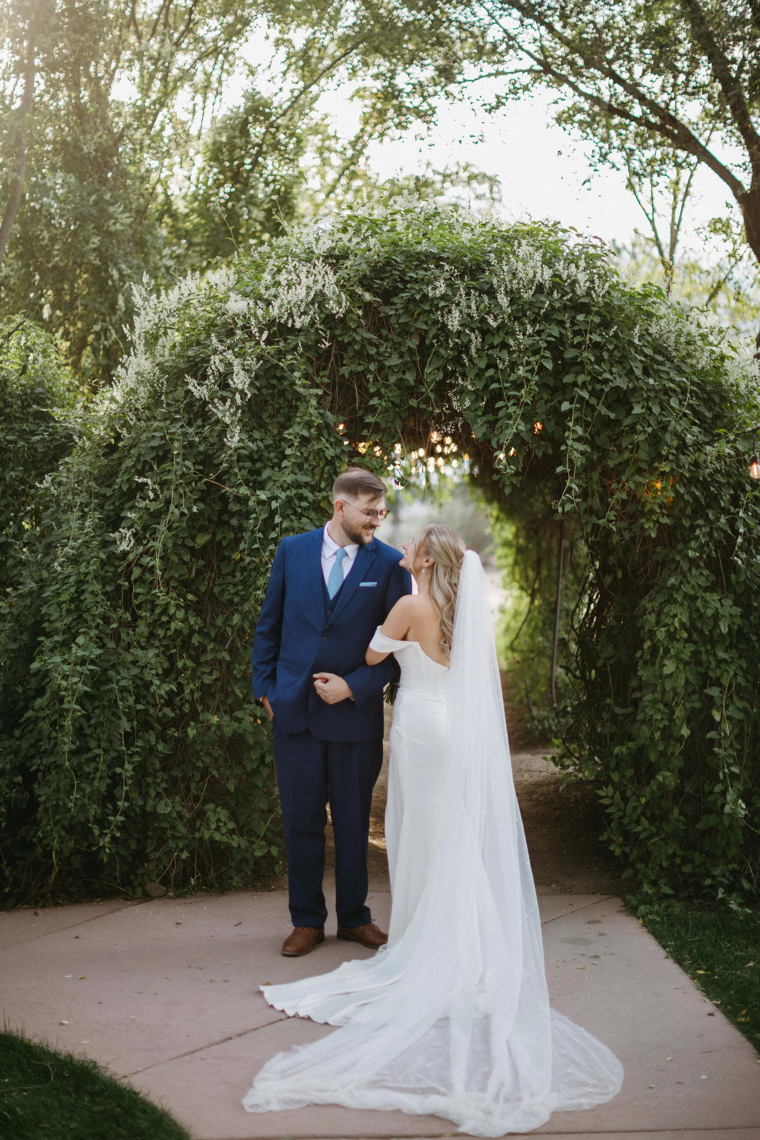 Hillside-Gardens-Colorado-Springs-wedding-ceremony  Hillside-Gardens-wedding-portraits-Colorado-Springs