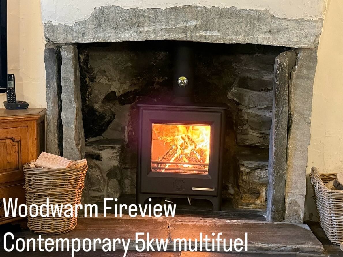 A few of the stoves we have been busy installing over the past couple of weeks 🔥 
#fireplace #stove #woodburning #livingroom #interior #cosy