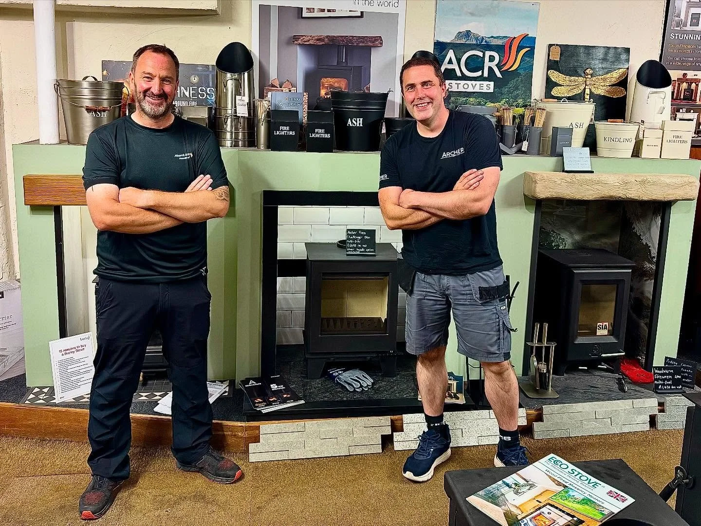Today we have had a great catch up with James Archer who originally designed Clock Stoves. Recently he has developed his own brand - Archer Stoves. Already interest has been shown in his Stoves, we have completed a few installations, including the Vu