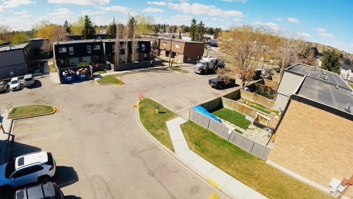 Some selects from some construction jobs this year! A mix of FPV and traditional drone. #calgaryvideographer #droneservices #dronevideography #yycvideographer