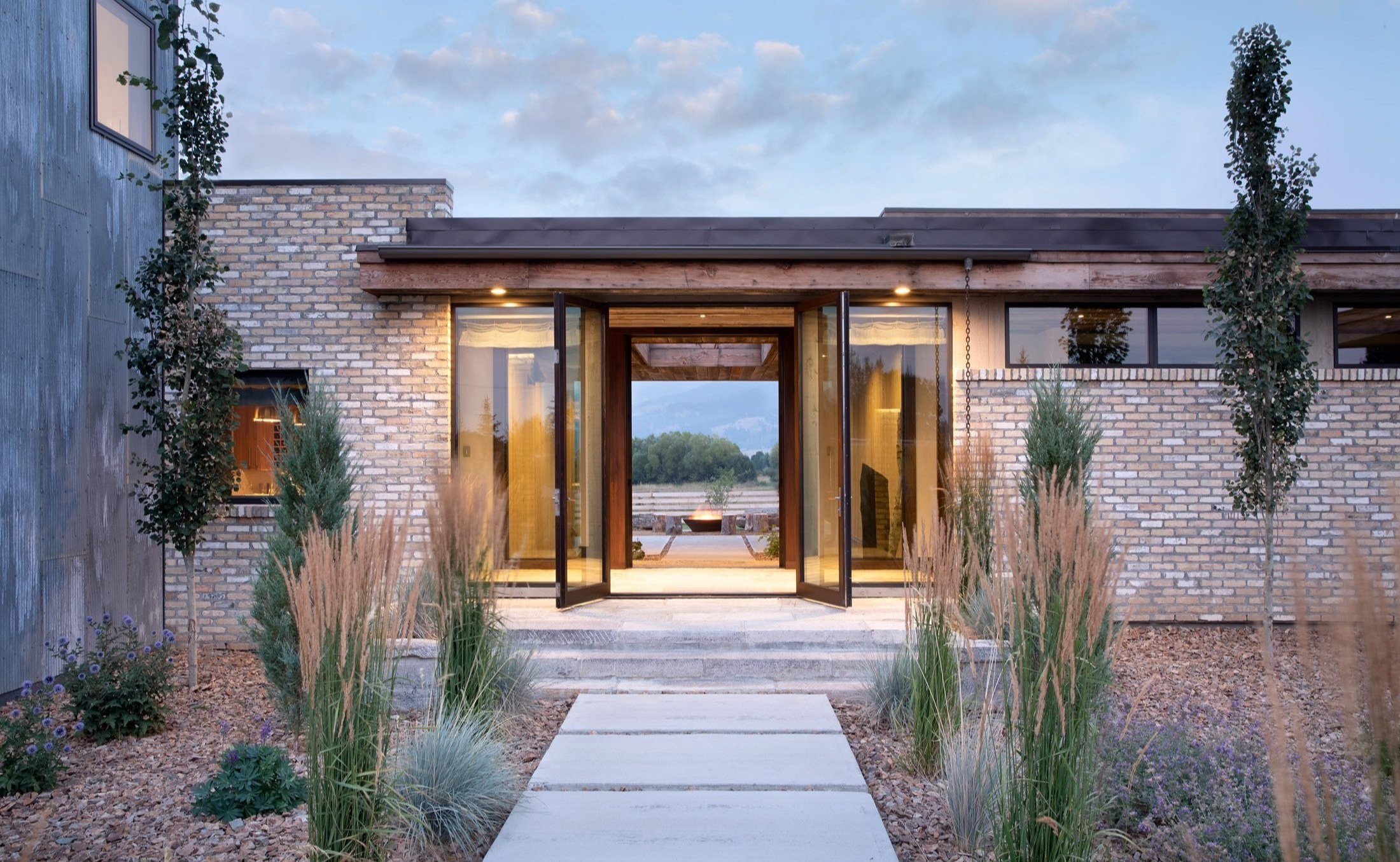 FarmhouseModern1808_0749_JpegWeb.jpg