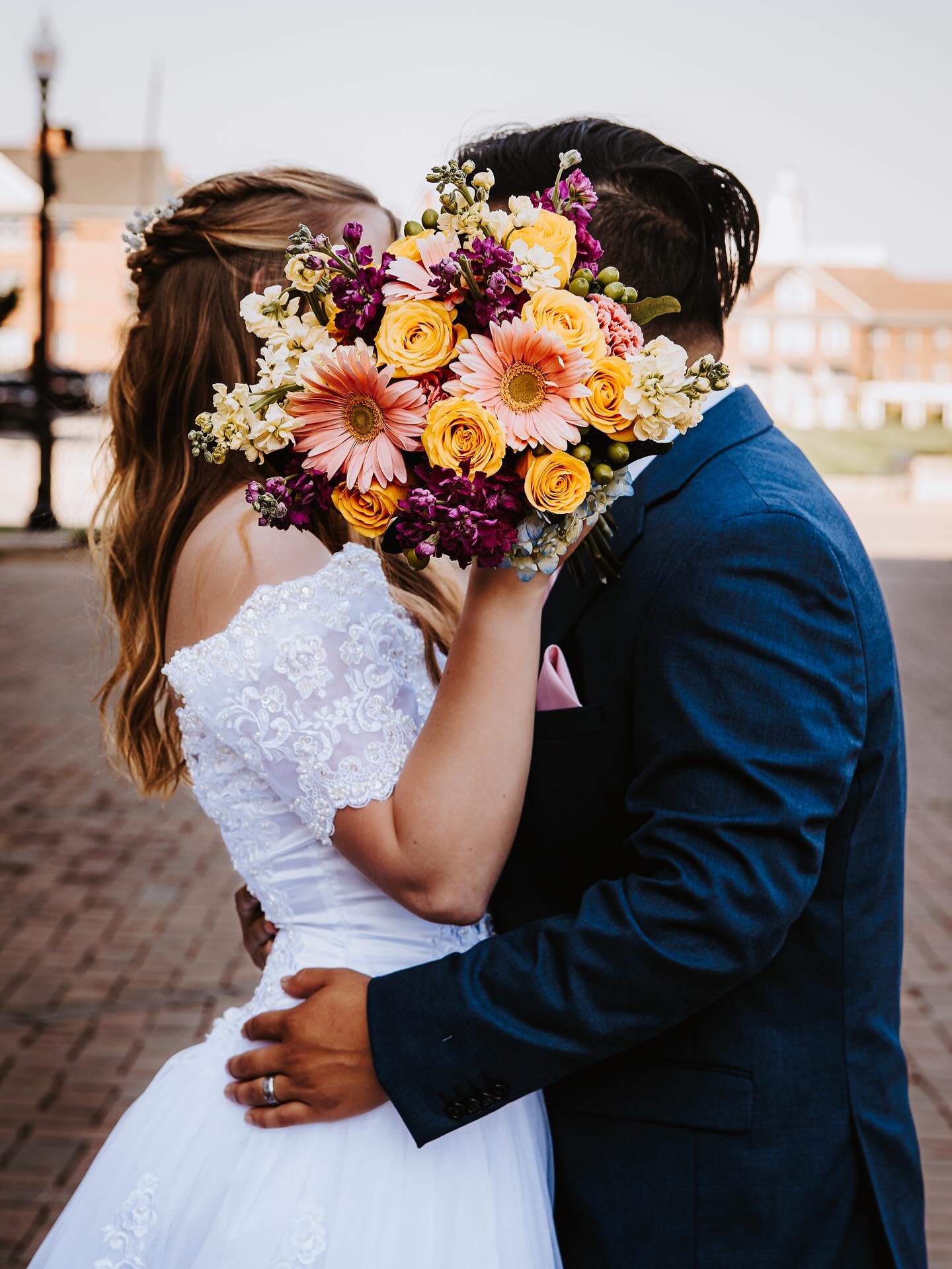 Vow

[vau] : noun

A solemn promise. Kennedy and Peter&rsquo;s wedding day was defined by love, laughter, and warmth. Summer skies lingered into their gorgeous, autumn wedding day and I was thrilled to be their memory maker + friend in attendance. Th