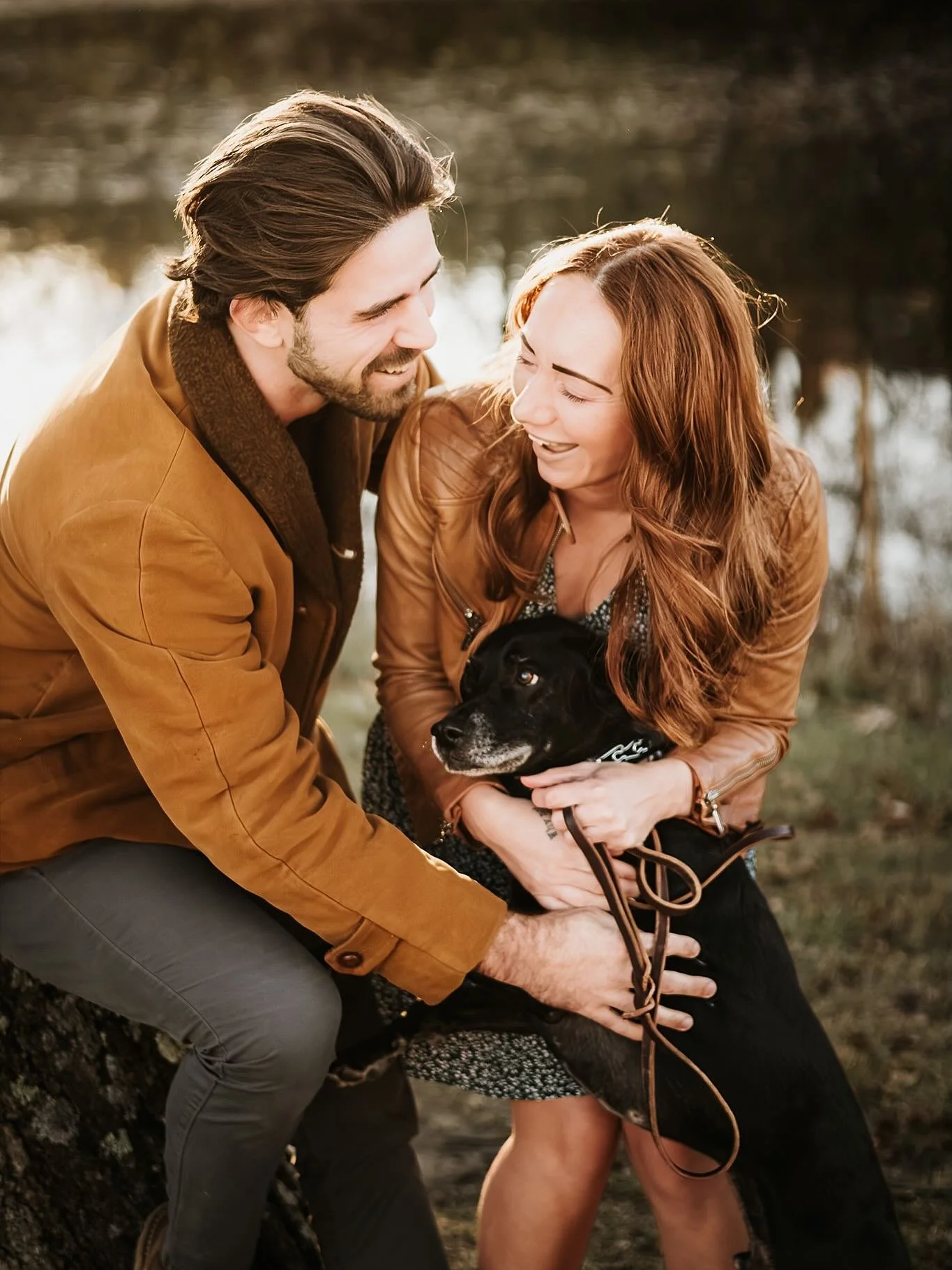 Initiate cozy vibes ☑️ Keep warm and photo on, Blondies.

&bull;

#fishersphotography #indyphotography #fishersphotographer #indyphotographer #fall #cozy #couple #dog #couplephotography #photoshoot #warm #engagement #engagementphotography #canon