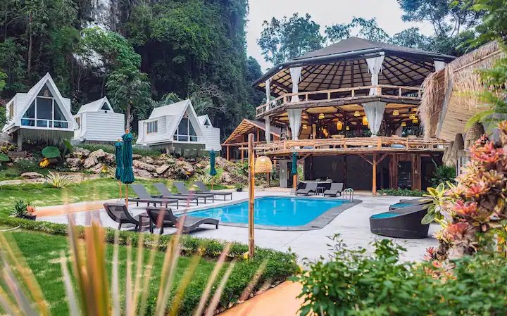 Voasis Resort.jpeg