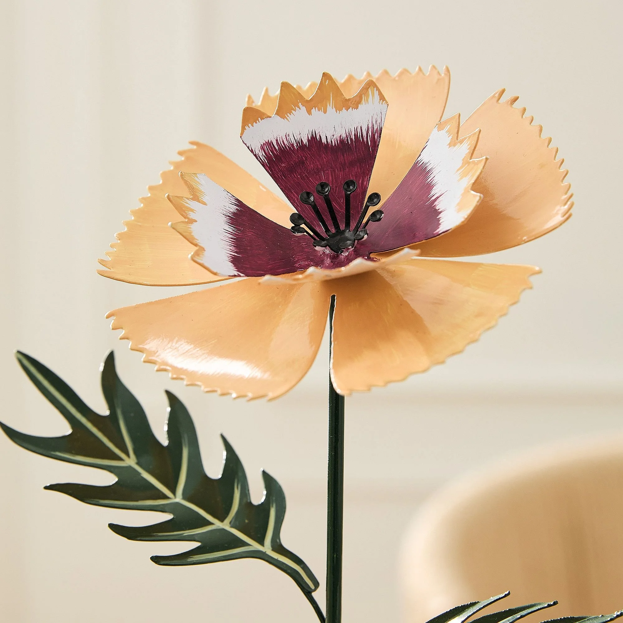 Metal Flower Object Detail