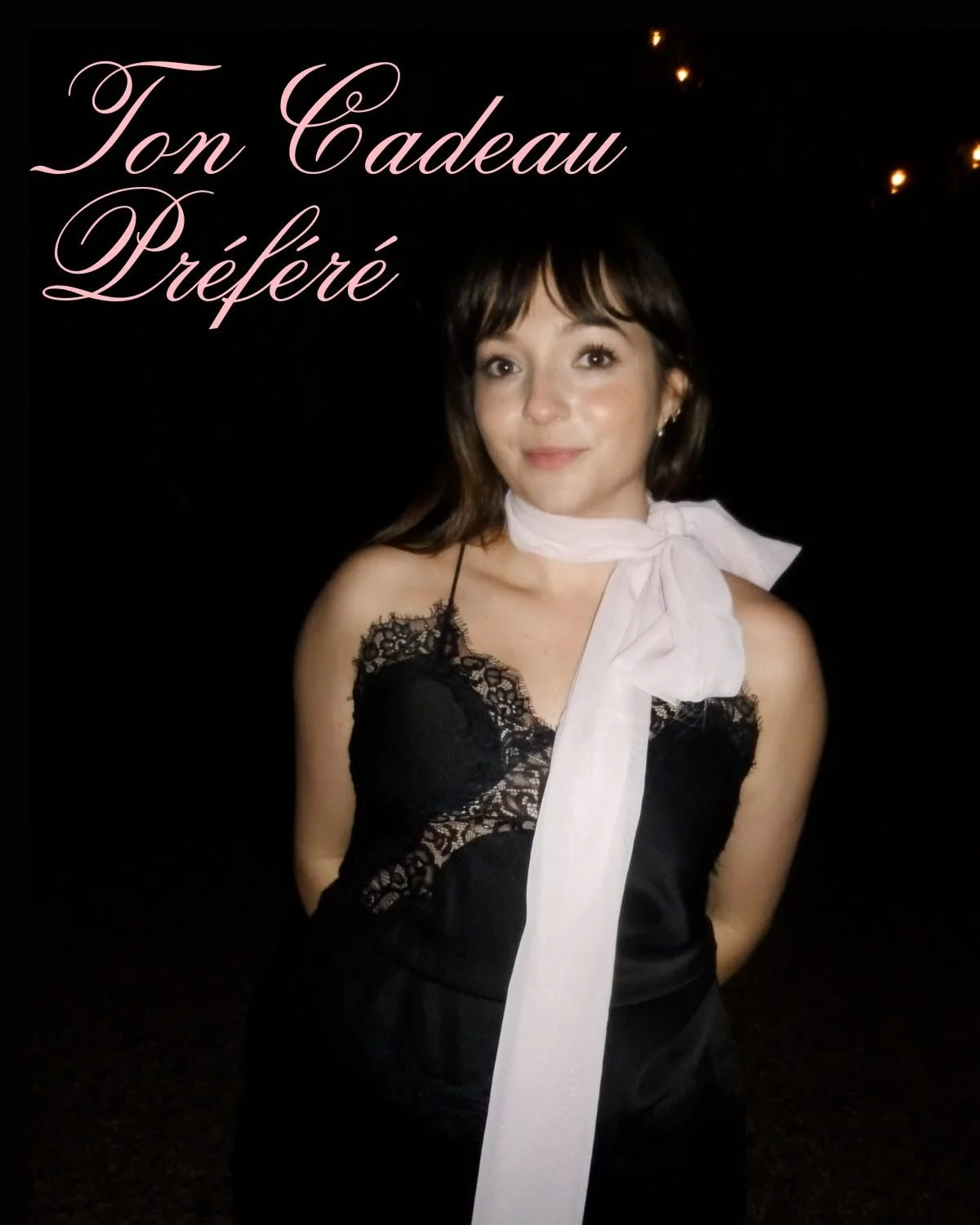 Ton cadeau pr&eacute;f&eacute;r&eacute; 🖤 lovveedd creating the event map for the @chateaulesol holiday soir&eacute;e!! Everything felt like a movie and I think I found my new favorite way to use scrap fabric (make a huge bow to turn myself into a p