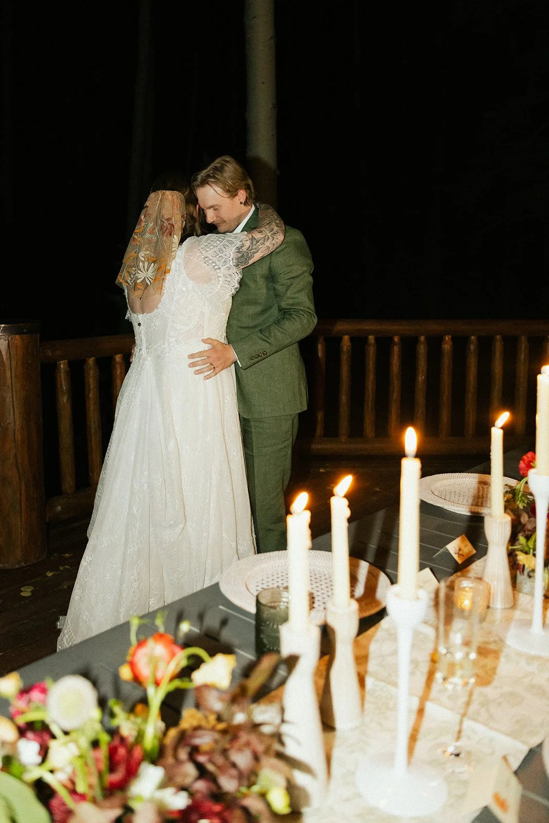 RaeganLucas-Telluride-MicroWedding-Dance--15_websize.jpg