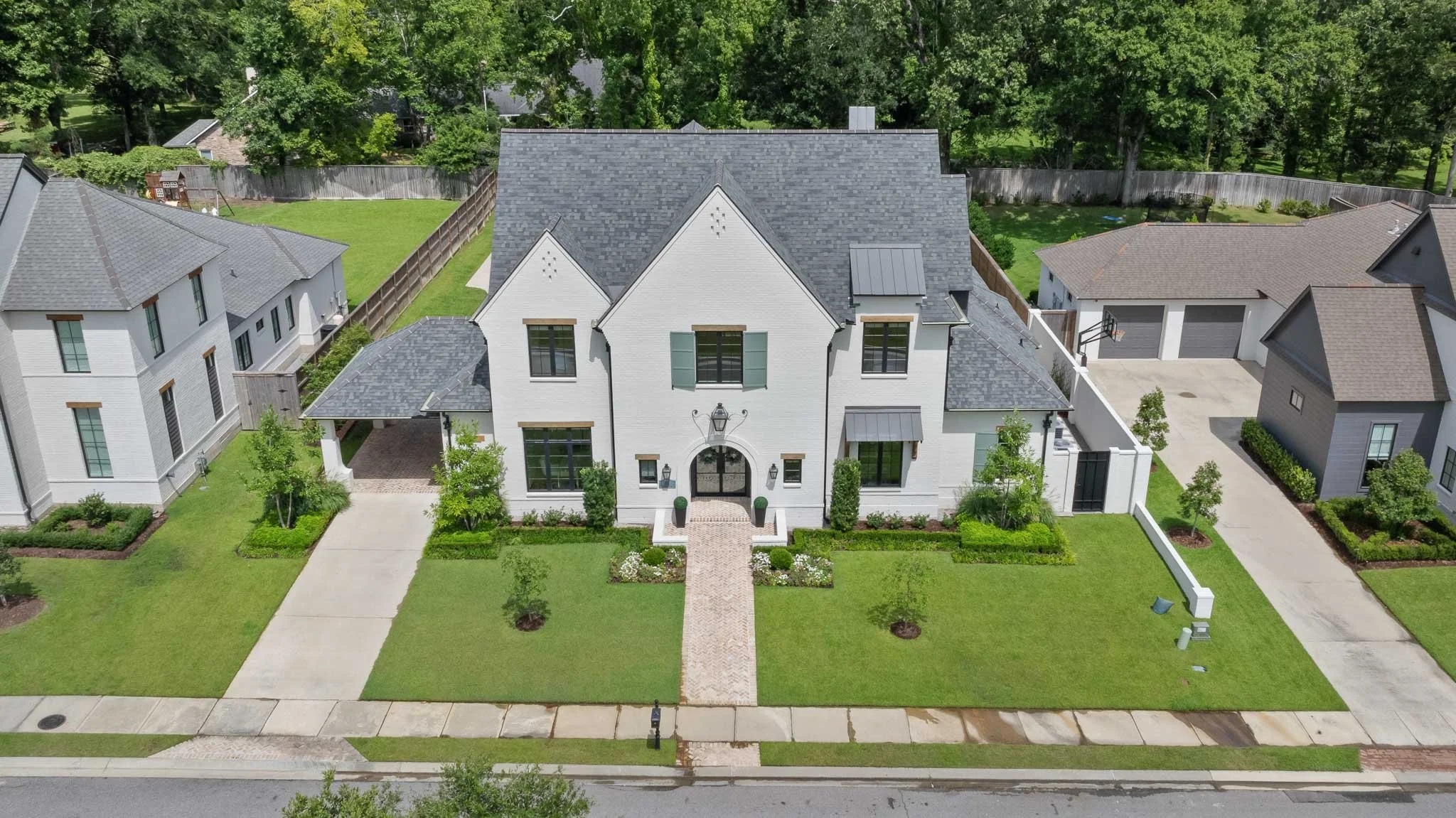 ValhallaHome_124 Valhalla Blvd-Baton Rouge_SouthsunMedia-1.jpg