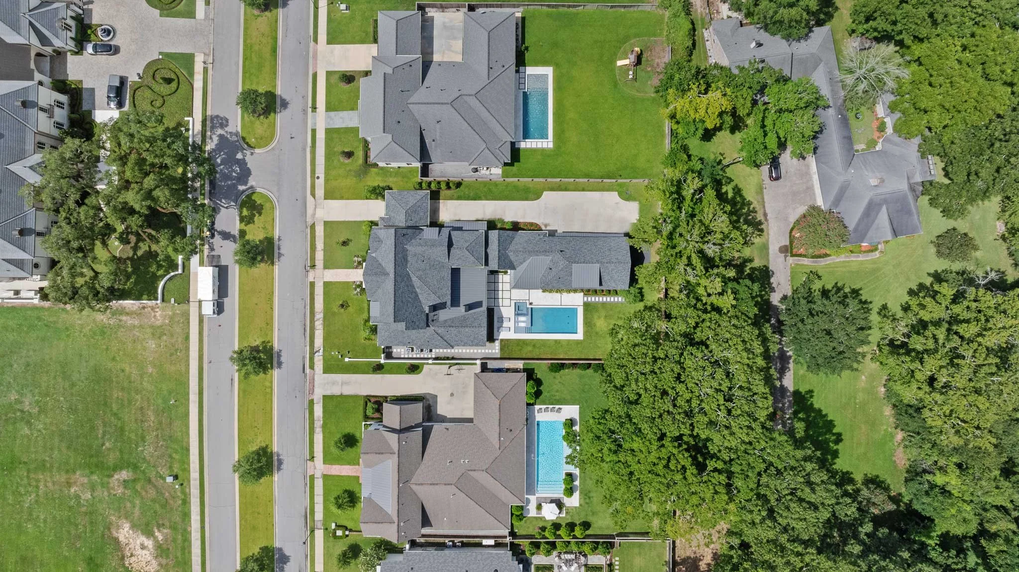 ValhallaHome_124 Valhalla Blvd-Baton Rouge_SouthsunMedia-5.jpg