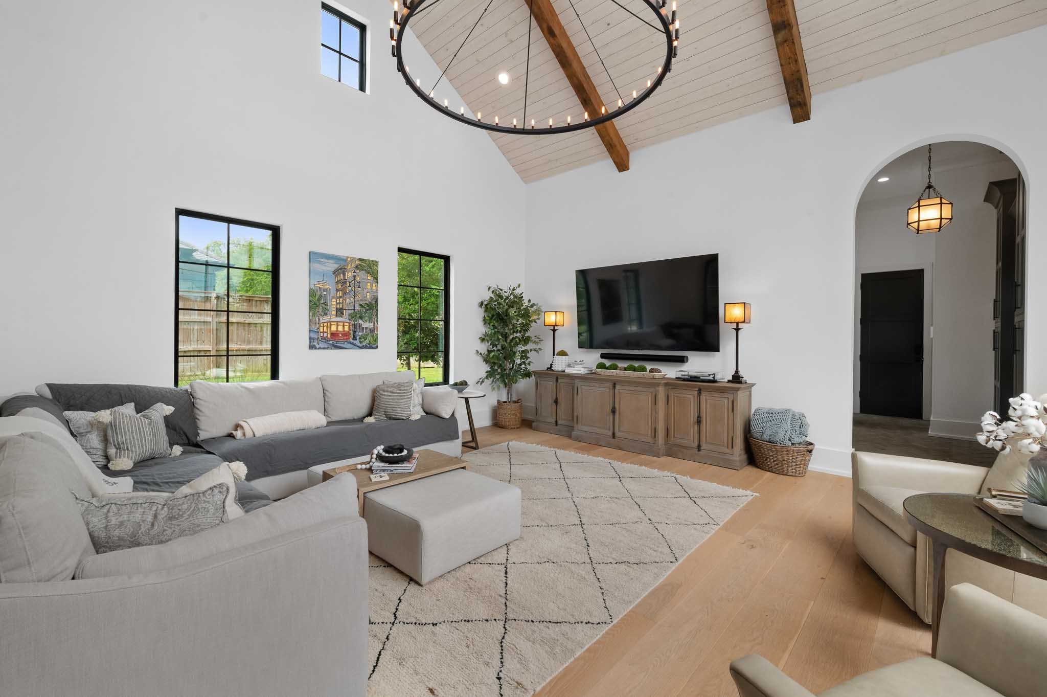 ValhallaHome_124 Valhalla Blvd-Baton Rouge_SouthsunMedia-27.jpg
