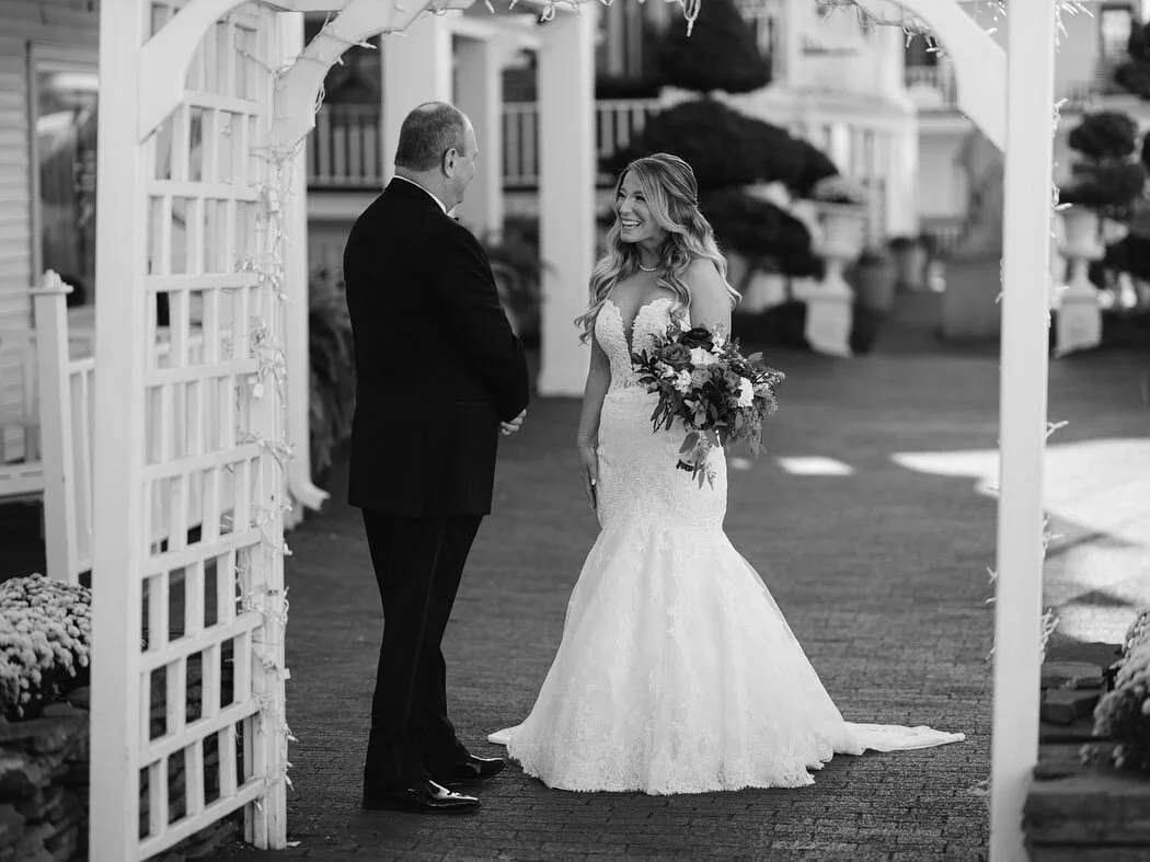 From daddy's little girl to a beautiful bride &ndash; a journey captured in the first look. #FatherandBride #FirstLook #FirstLookMagic #AvantKouture #AvantKoutureWedding #AvantKoutureBride​​​​​​​​
​​​​​​​​
ᴘʟᴀɴɴᴇʀ: @avant_kouture 
ᴘʜᴏᴛᴏ: @mileswittbo