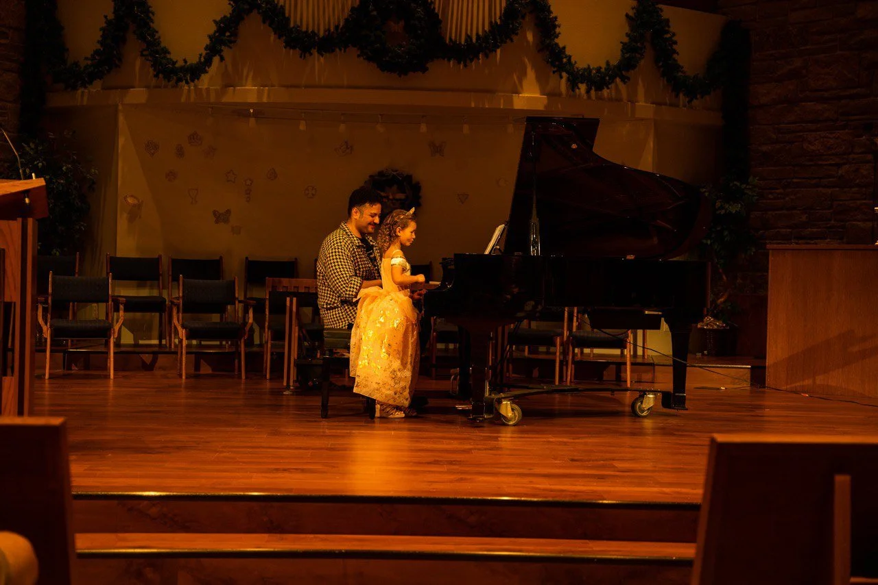 Piano Lessons in Edina, Minnesota Naji Music School