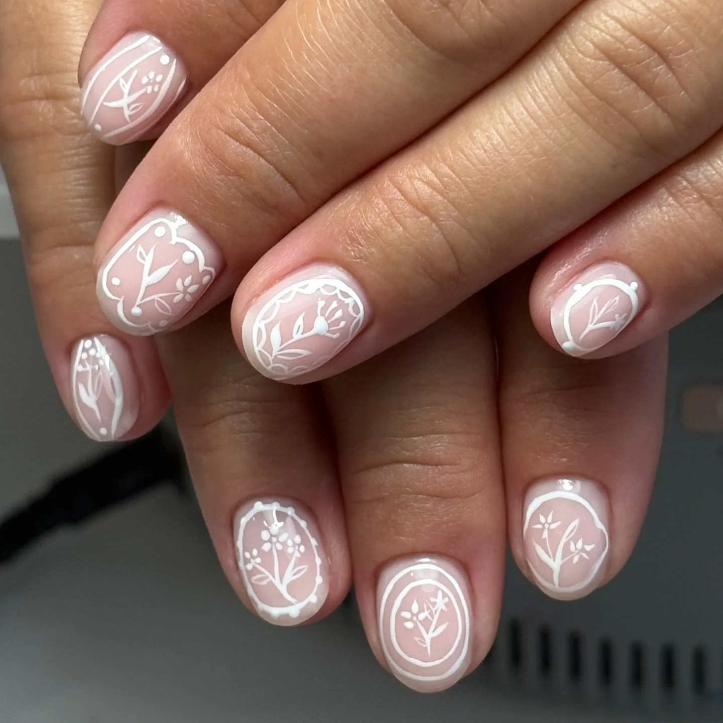 By Esther 🤍