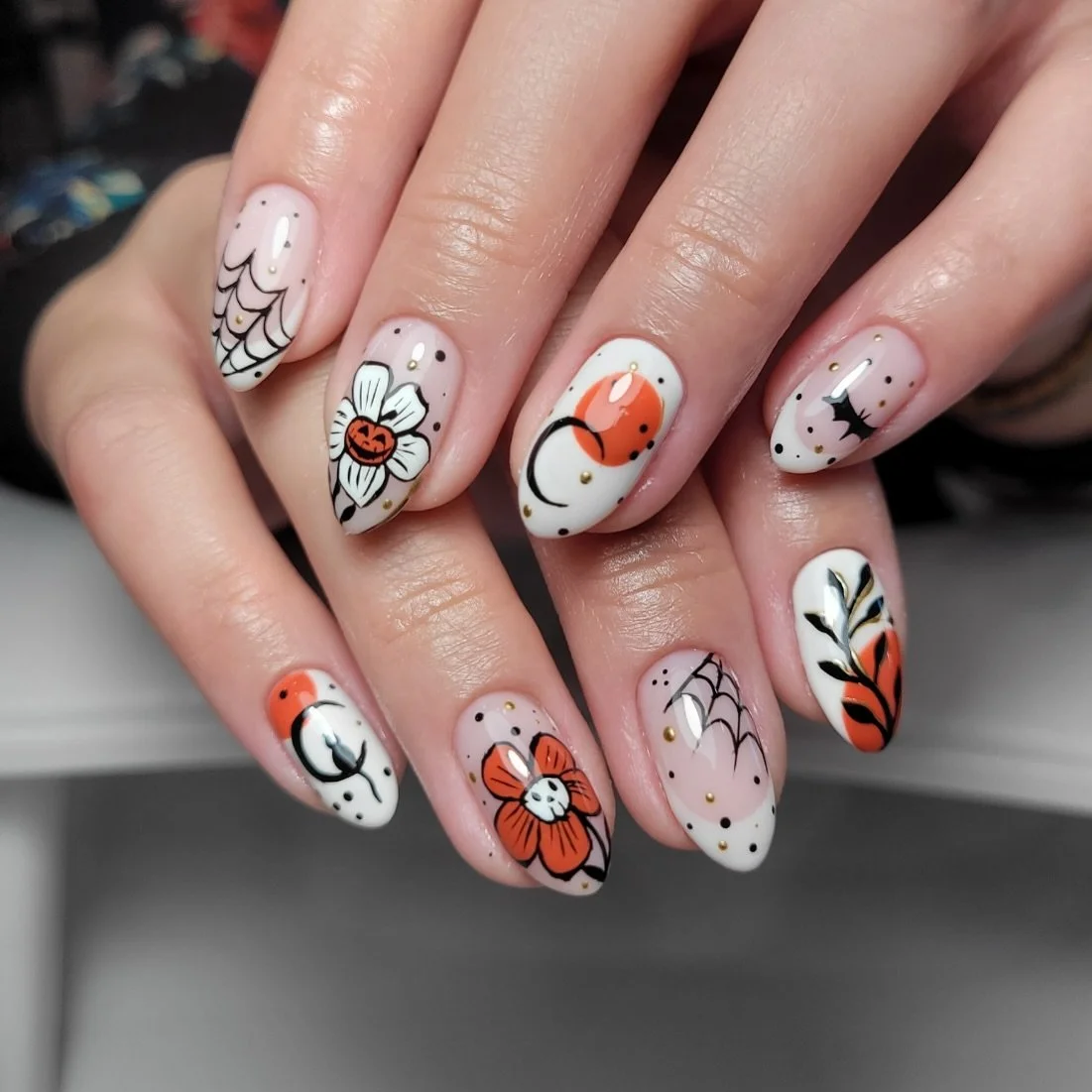 ππ·οΈπΈοΈπ§‘π€πΌπ
β¨π» By Nina
#lvl3