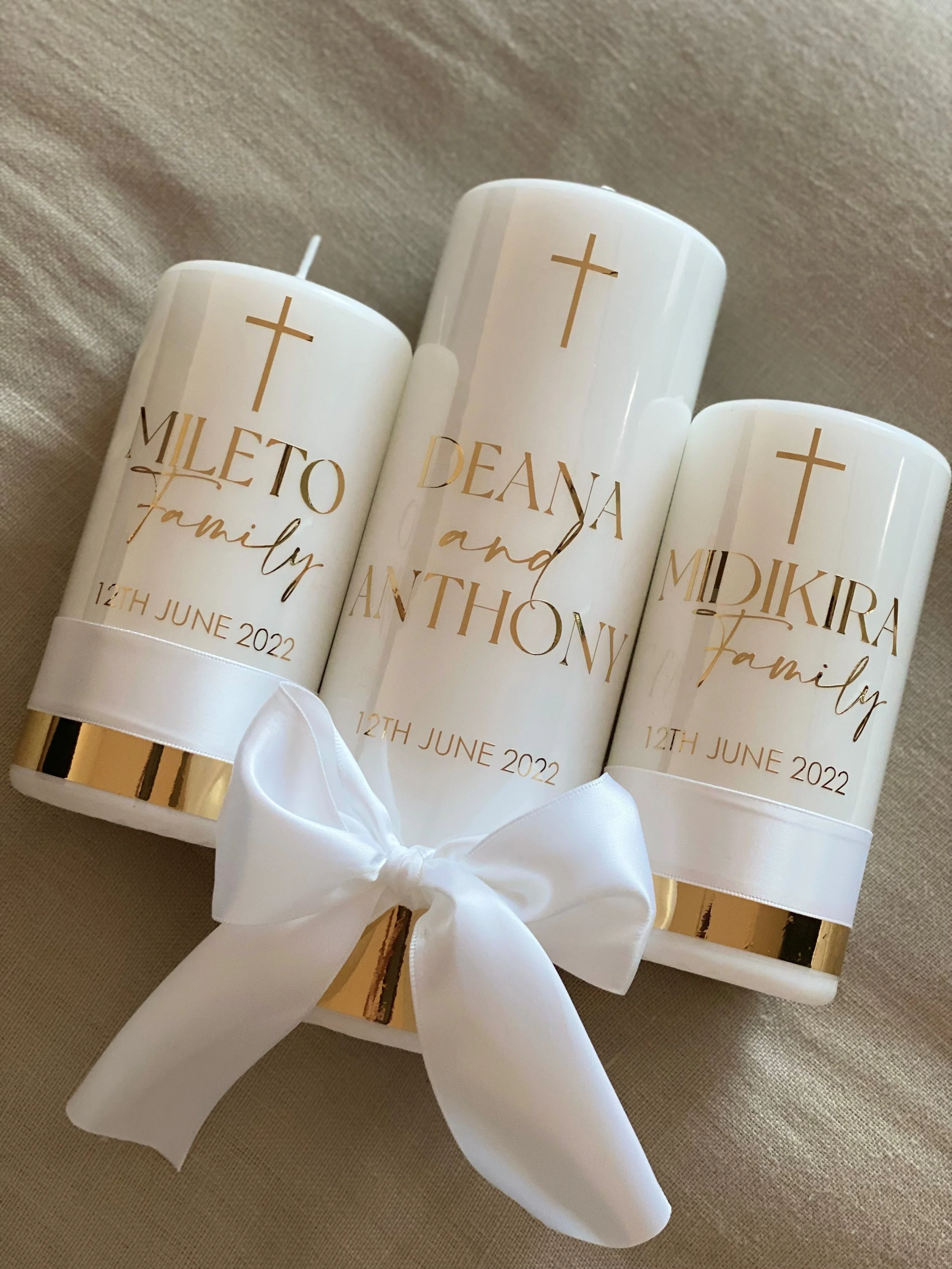 Personalised wedding unity candle with names and date, Custom unity candle set with gift box, Handcrafted wedding candle set with family candles