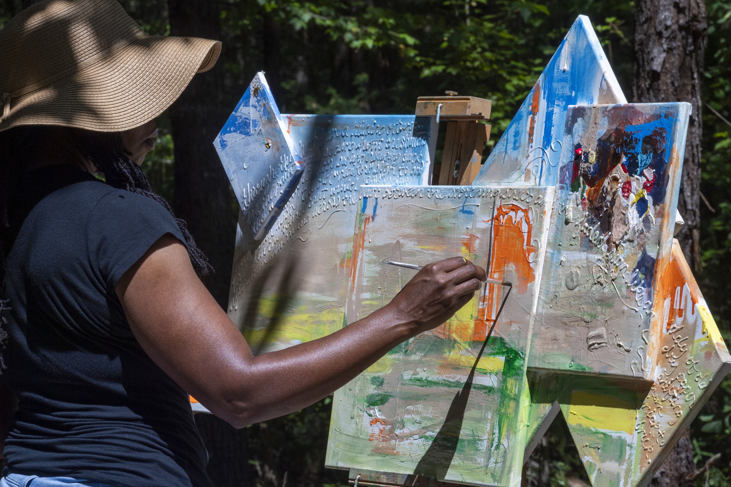  Nine Mississippi artists participate in Plein Air Painting Competition at Greenfield Farm on Sept. 17, 2023. Sabrina Howard, a graduate of the Atlanta College of Art who lives in Jackson and works as a graphic designer and painter. Photo by Srijita 