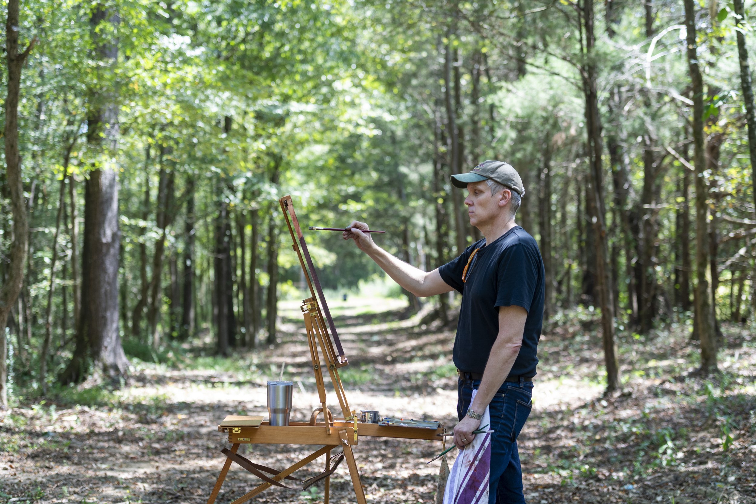  Nine Mississippi artists participate in Plein Air Painting Competition at Greenfield Farm on Sept. 17, 2023. Thomas Coon, a visual fine artist, specializing in equine and canine portraiture who teaches at the University of Mississippi. Photo by Srij