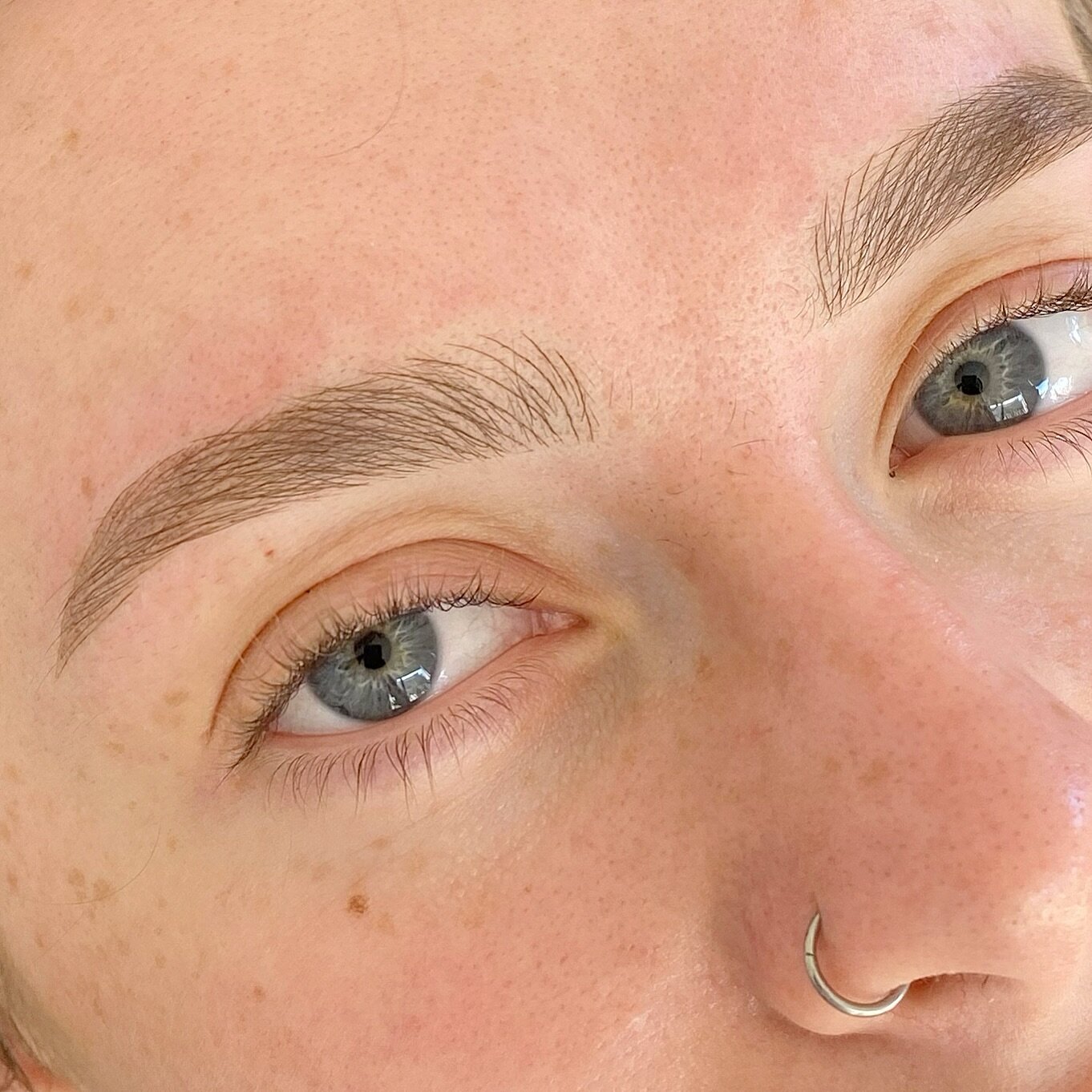 Anyone know what technique this is?
(It&rsquo;s a bit of a tricky one)
This little fluffy set was such a dream to create ✨ and being able to improve someone&rsquo;s confidence with their brows is what makes what I do so rewarding