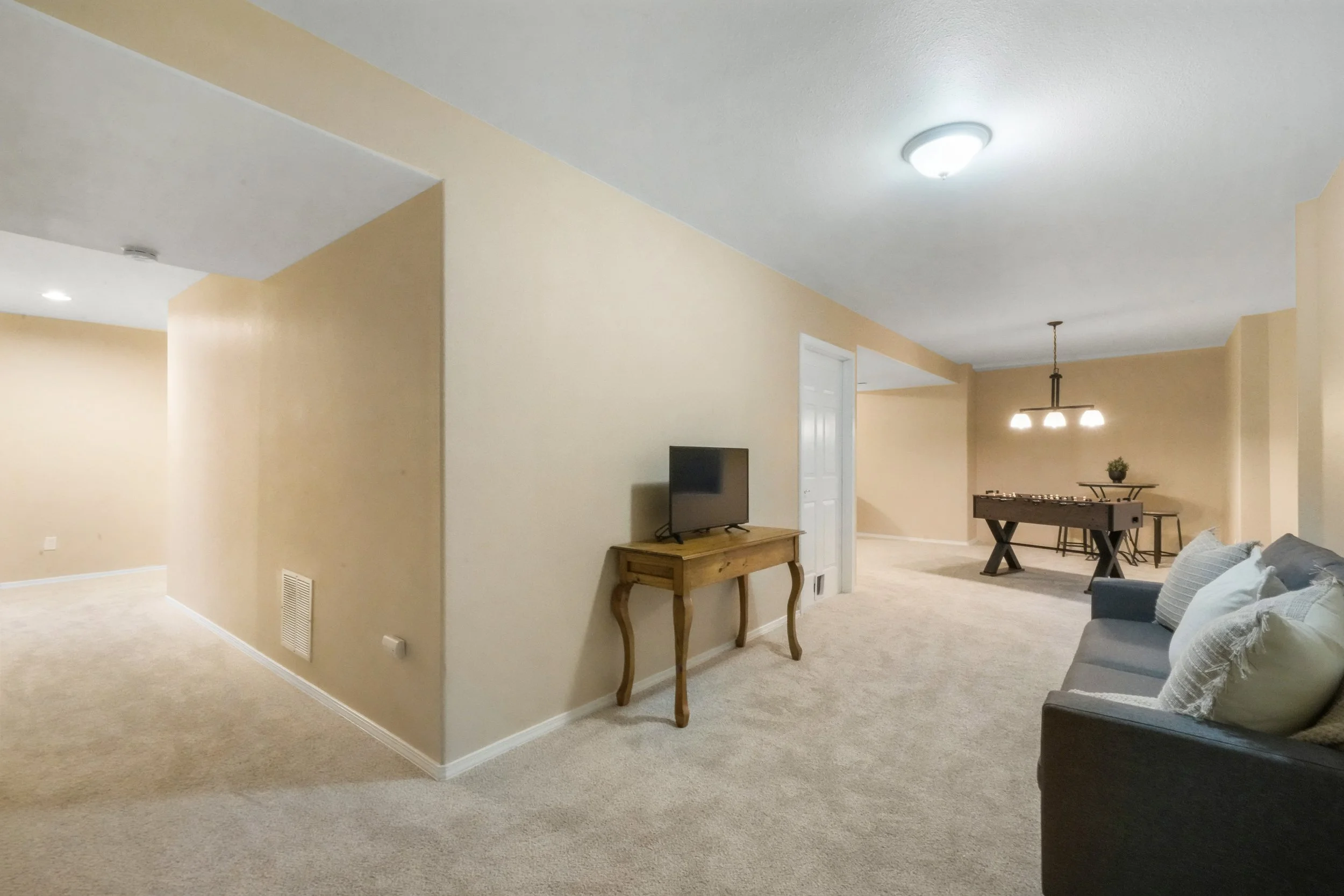 Family & Recreational Room