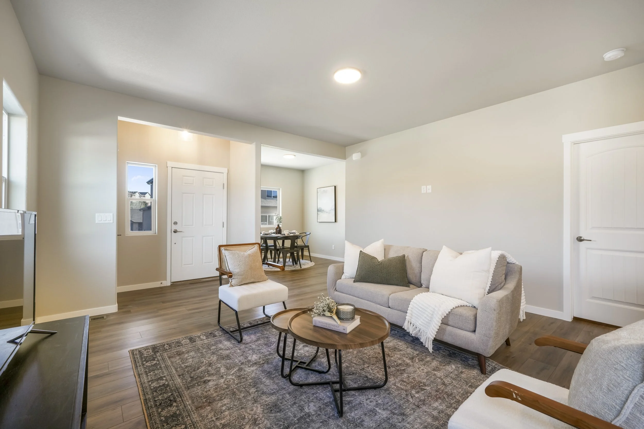 Living & Dining Room