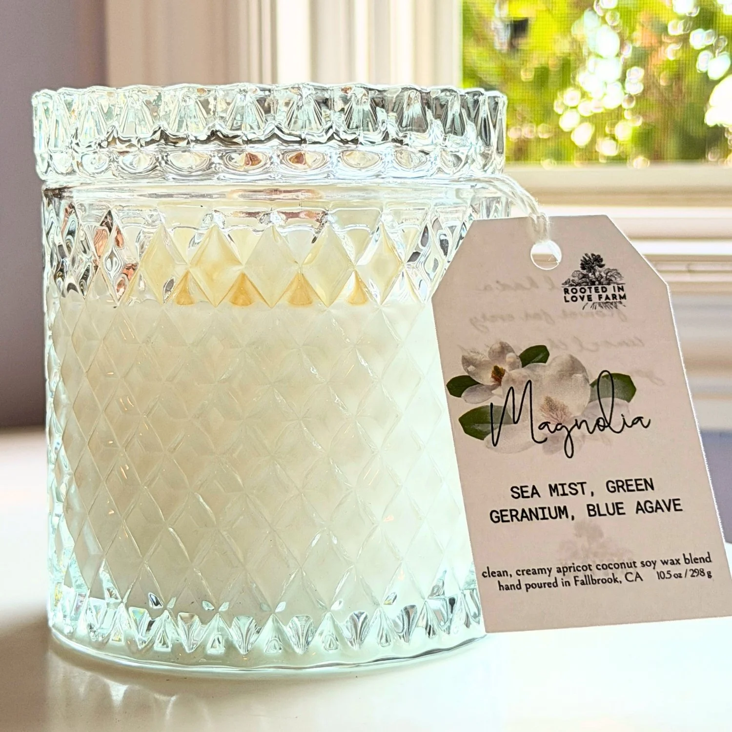 Magnolia candle 10.5 oz front view.jpg