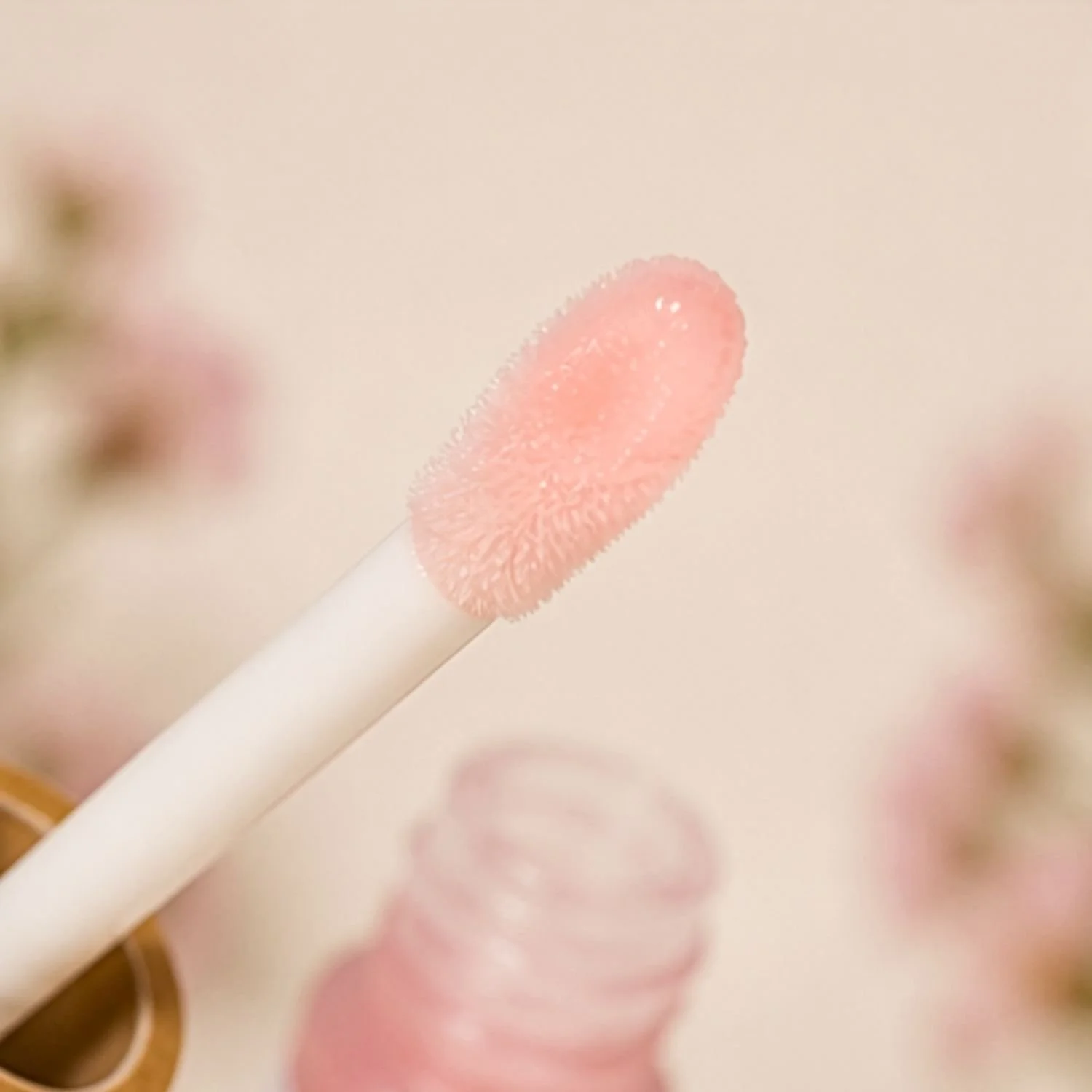 Lip Glow Oil close up of applicator brush.jpg