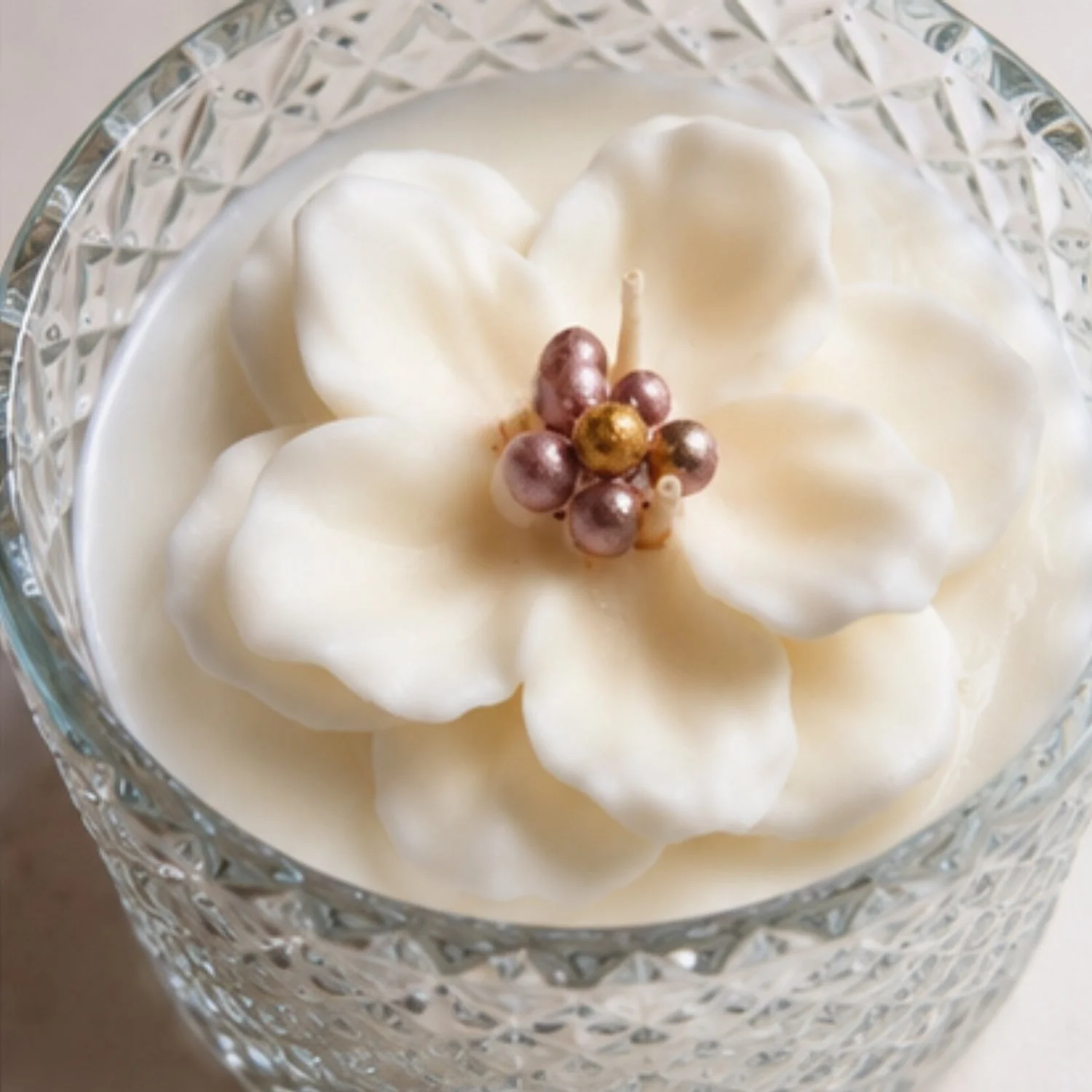 Magnolia candle 10.5 extreme close up of flower embed.jpg