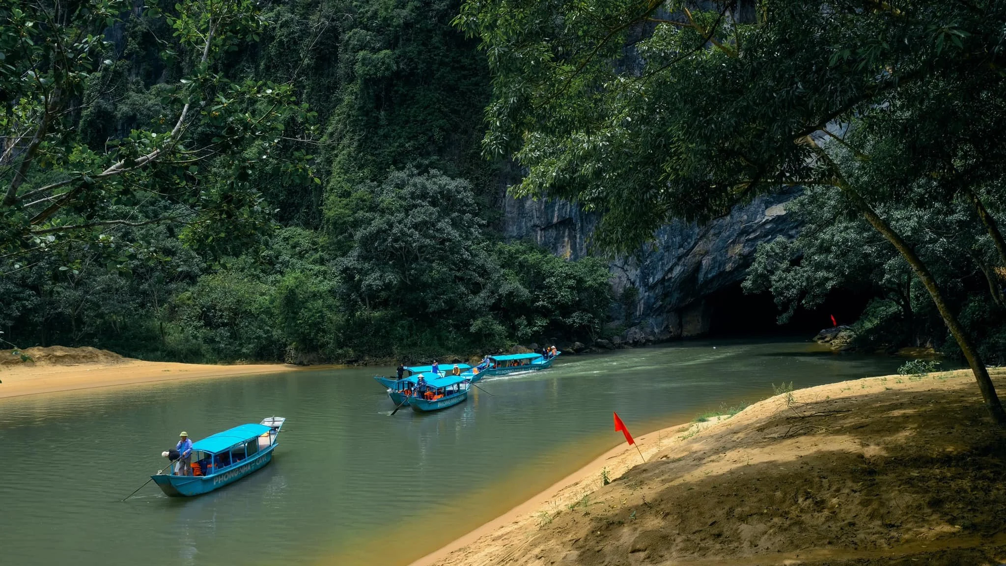 quangbinh vietnam destination landscape