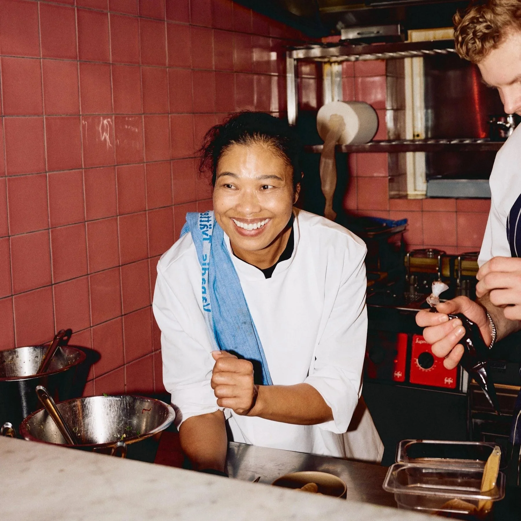 Riche Fenix x Thongwiset