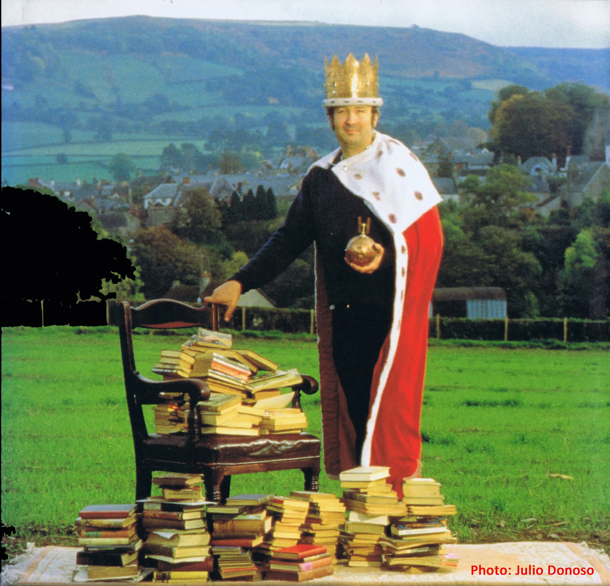 The Bookseller who would be King