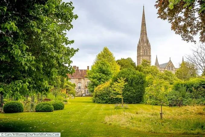 Day Visit to Salisbury