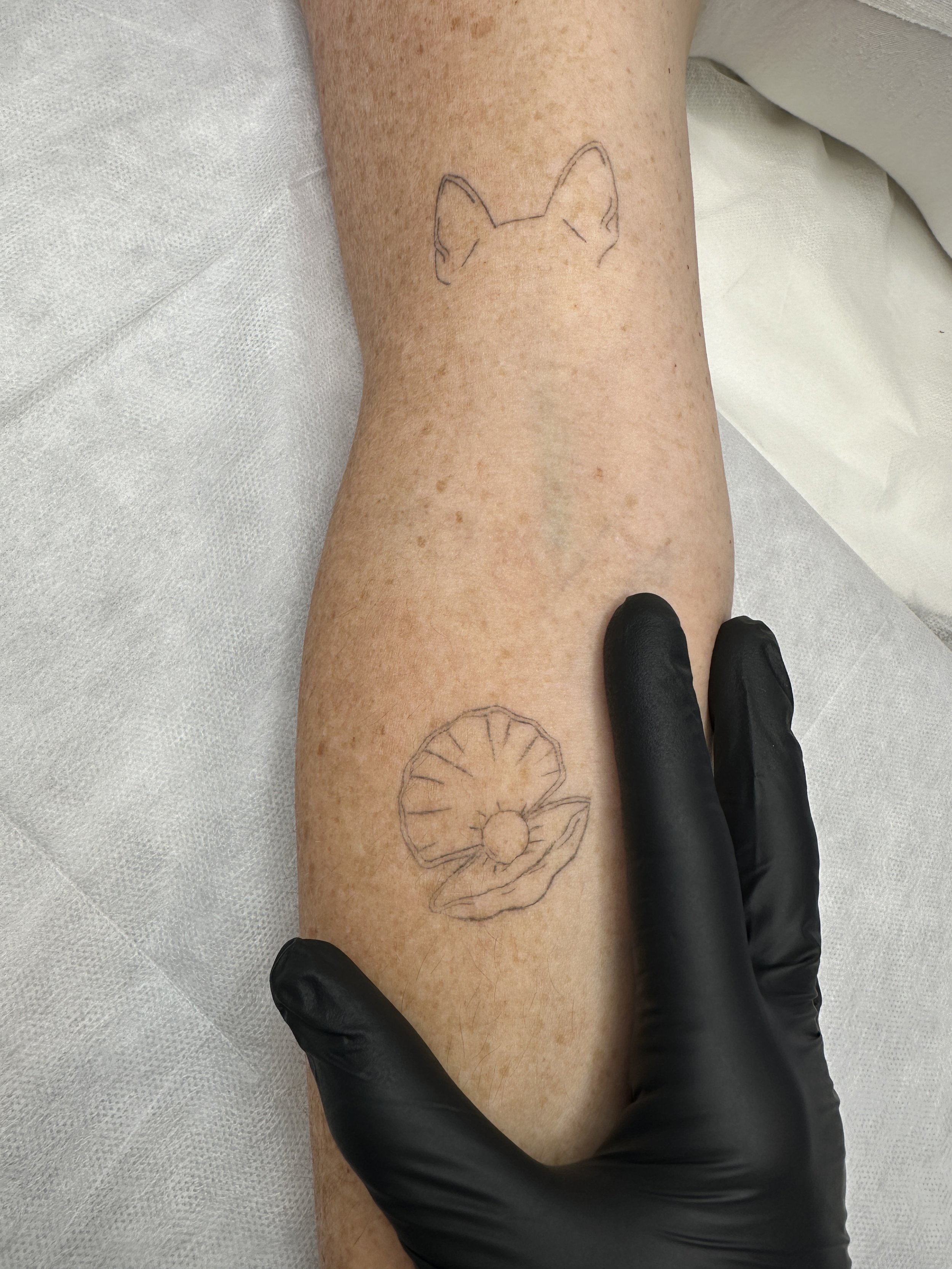 Why Fine Line Tattoo Touch-Ups Are Normal (and Necessary)
