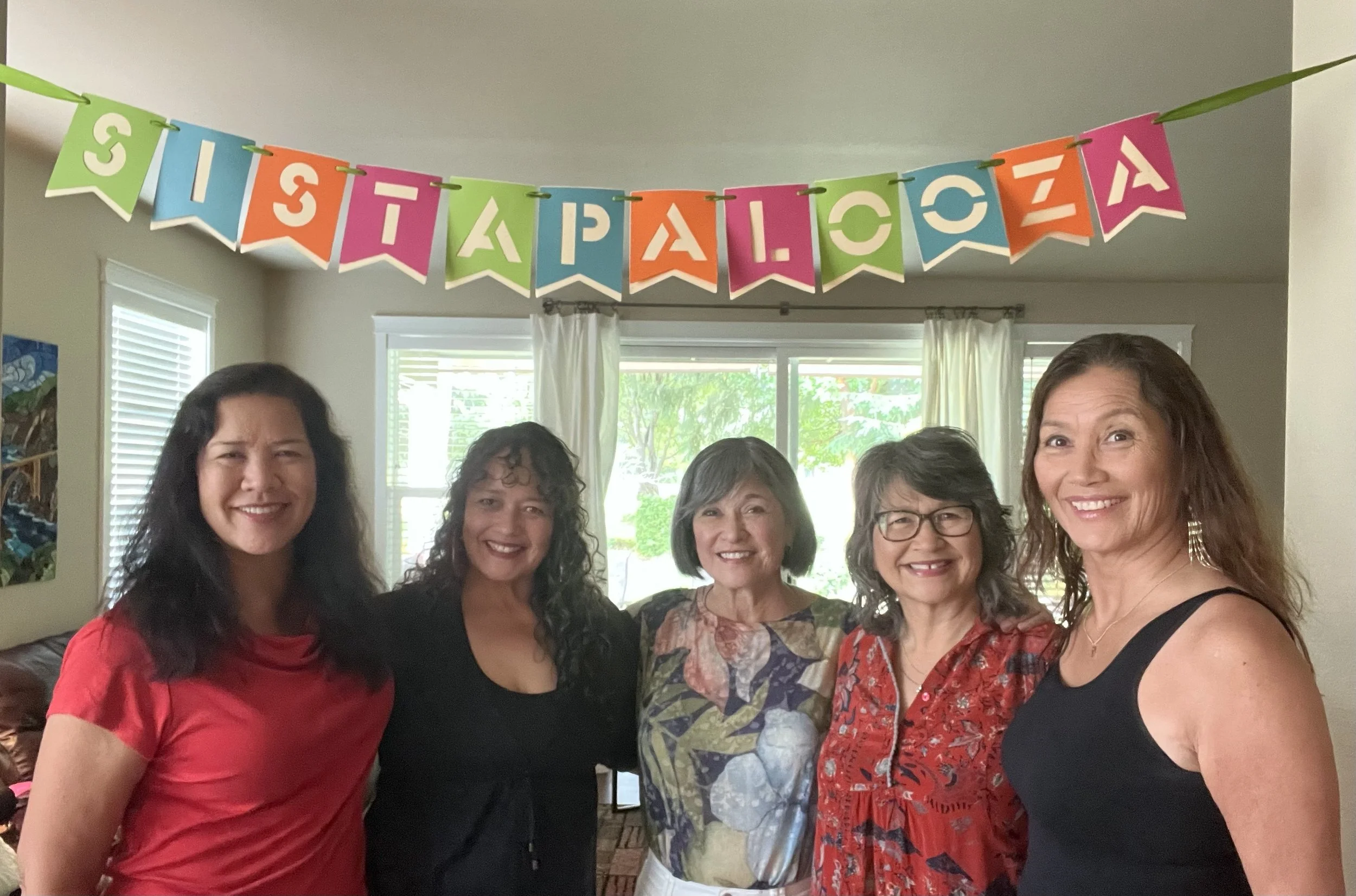 Author Maria Lynn Barrs and four sisters visit and discuss family history