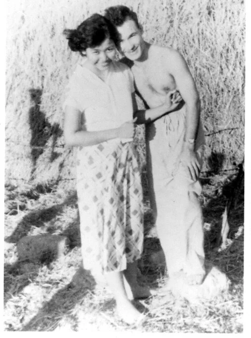 Author Maria Lynn Barrs, writer of award willing Vicky Robeson mystery series, shares photo of her parents  as newlyweds.