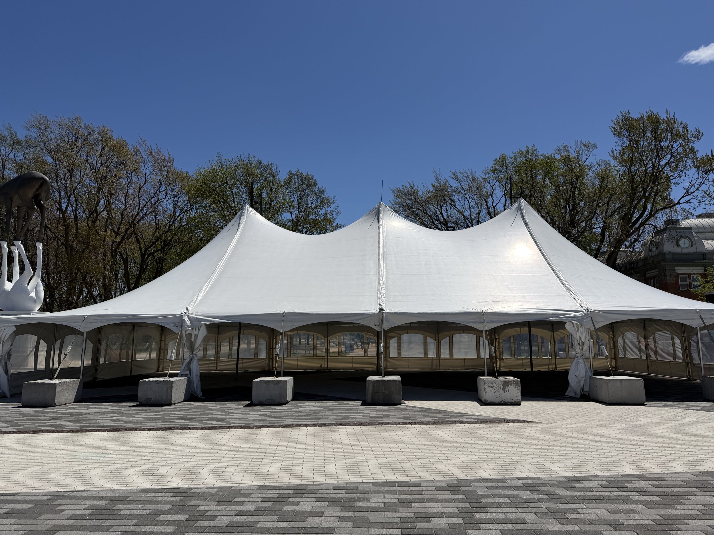 Chapiteaux 40'x80' à Québec