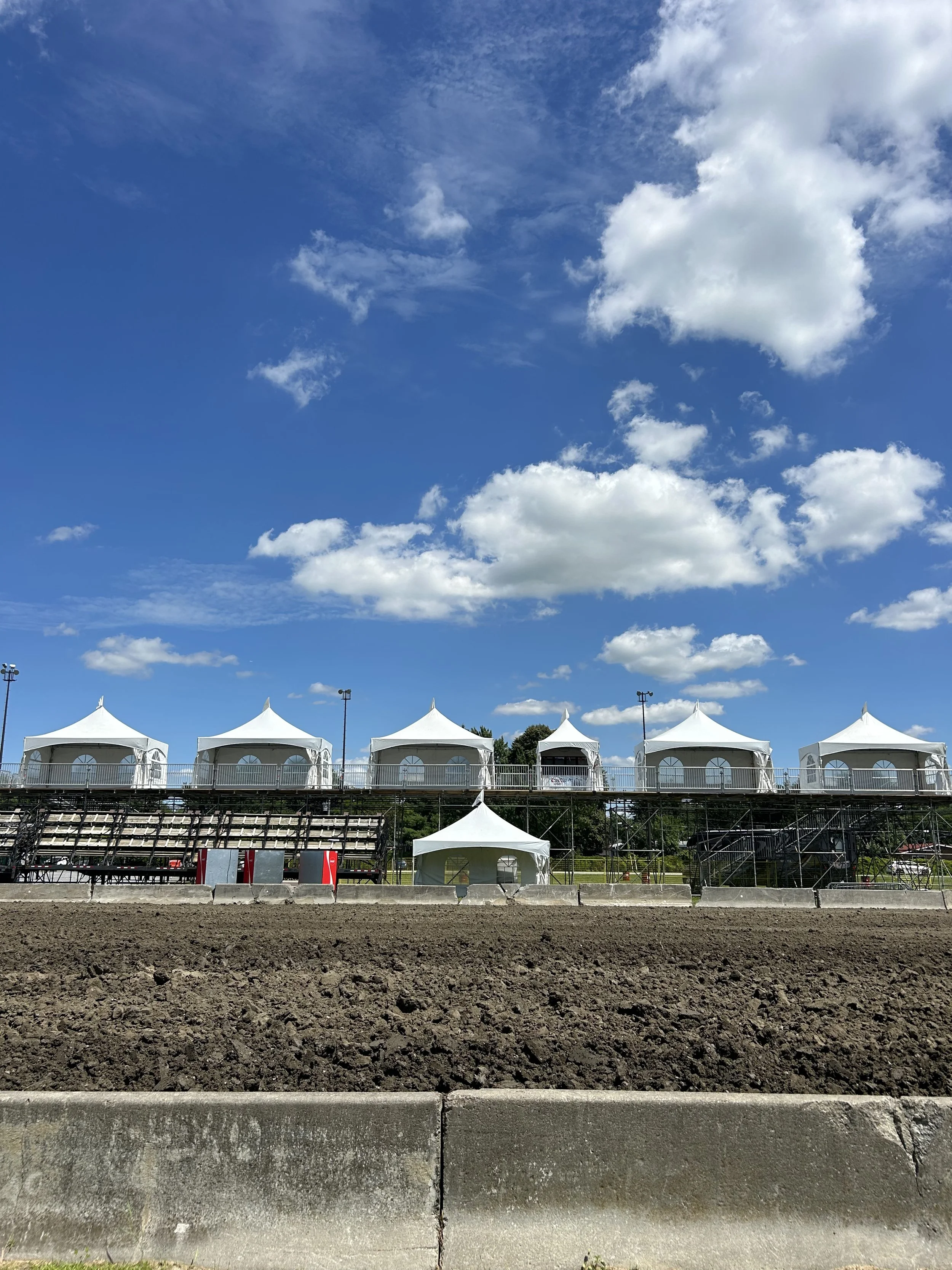 3x chapiteaux 10'x10' sur un bateau